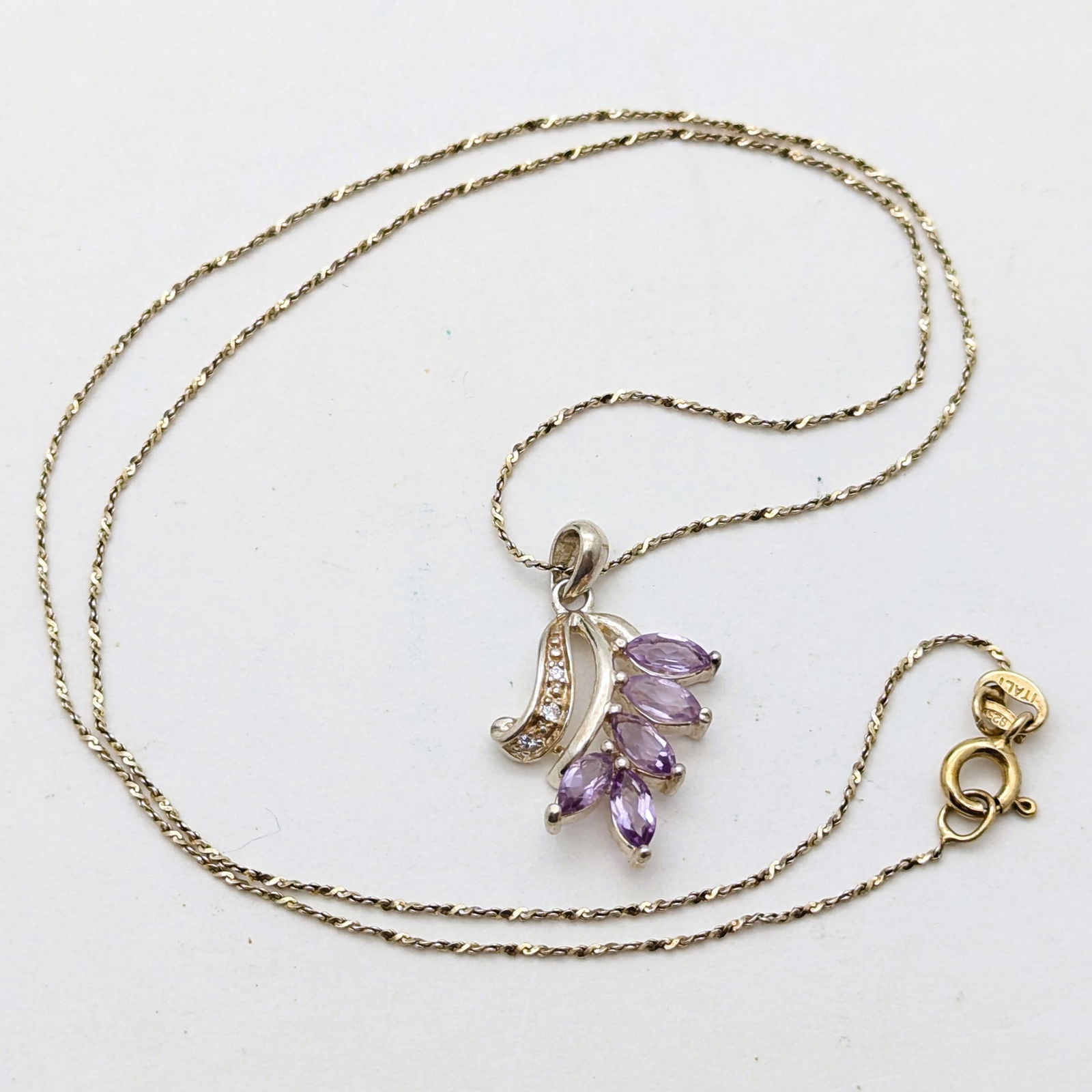 Sterling Silver Purple & White Ladies Necklace: Length: 17in