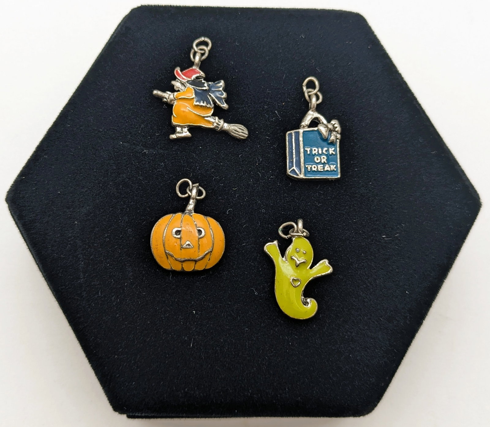 Lot of 4 Halloween Charms - Witch, Jack-o-lantern, Ghost, Trick or Treat Bag: Jewelry