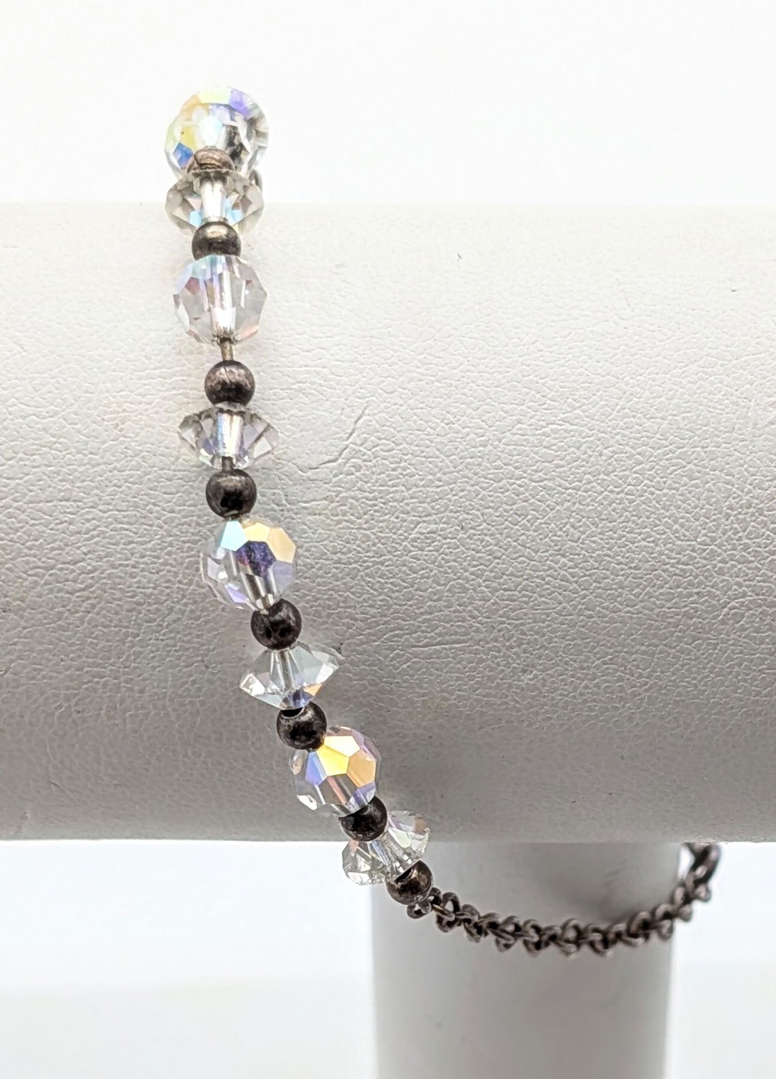 Sterling Silver Crystal Beaded Ladies Bracelet: Length: 7in