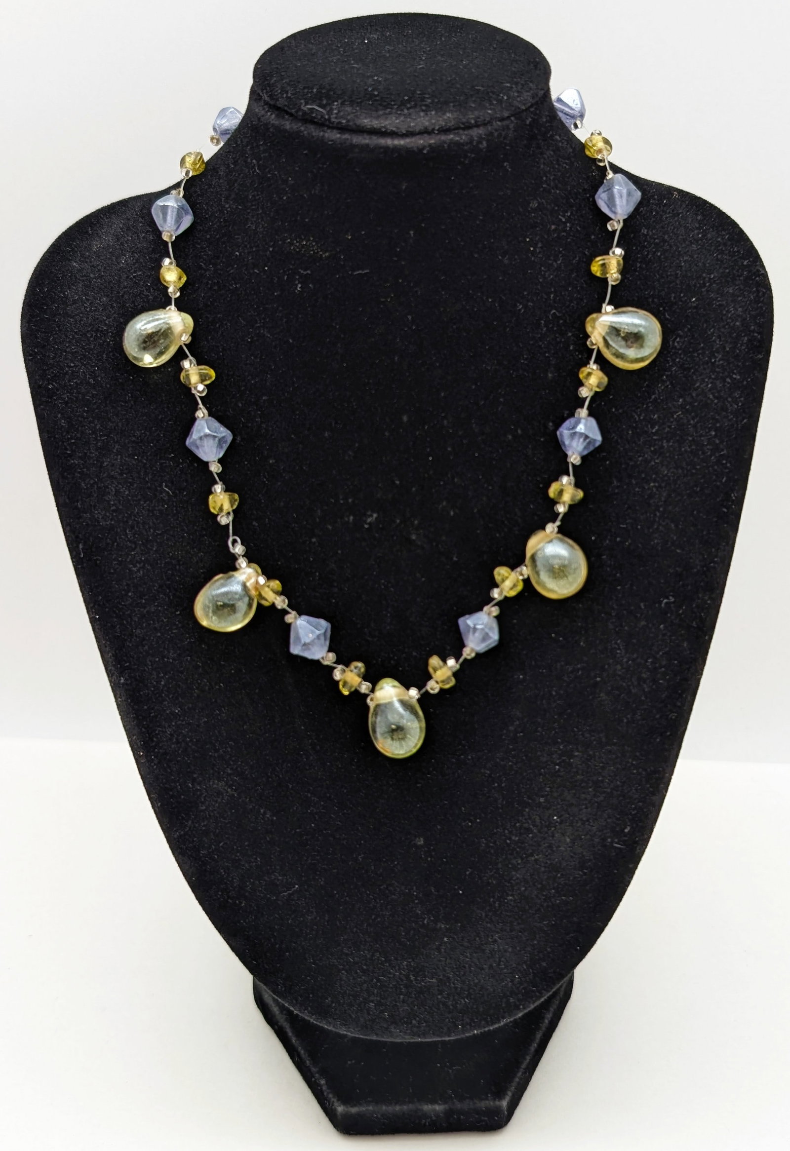Yellow-Green & Purple Beaded Illusion Ladies Necklace w/ Sterling Silver Clasp: Length: 14in