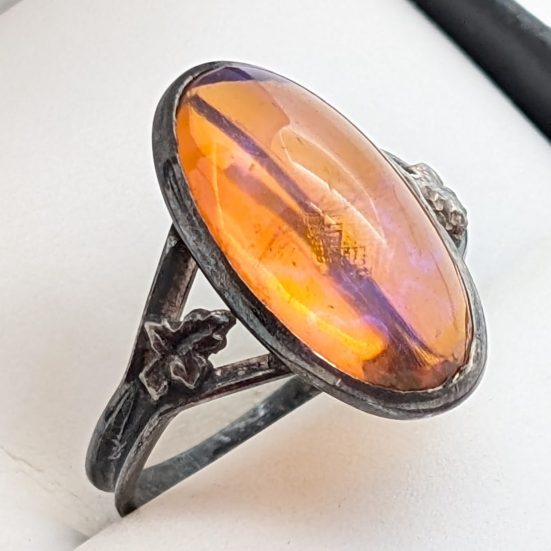 Sterling Silver Orange Oval Ladies Ring: Size: 7