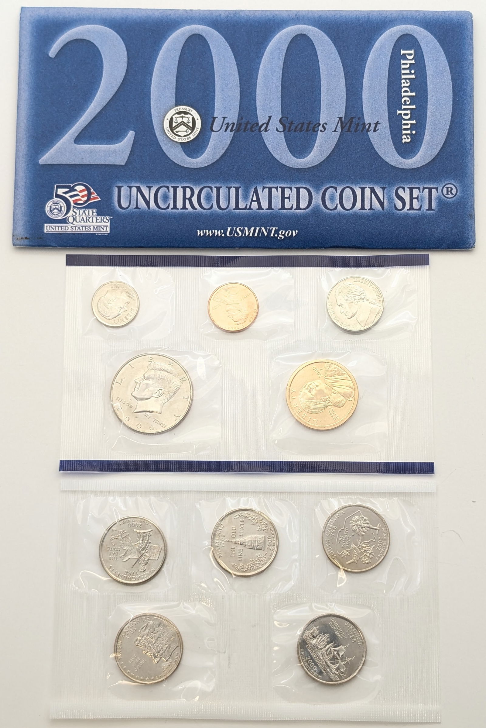2000 US Mint Uncirculated Coin Set- Philadelphia (1 of 2)