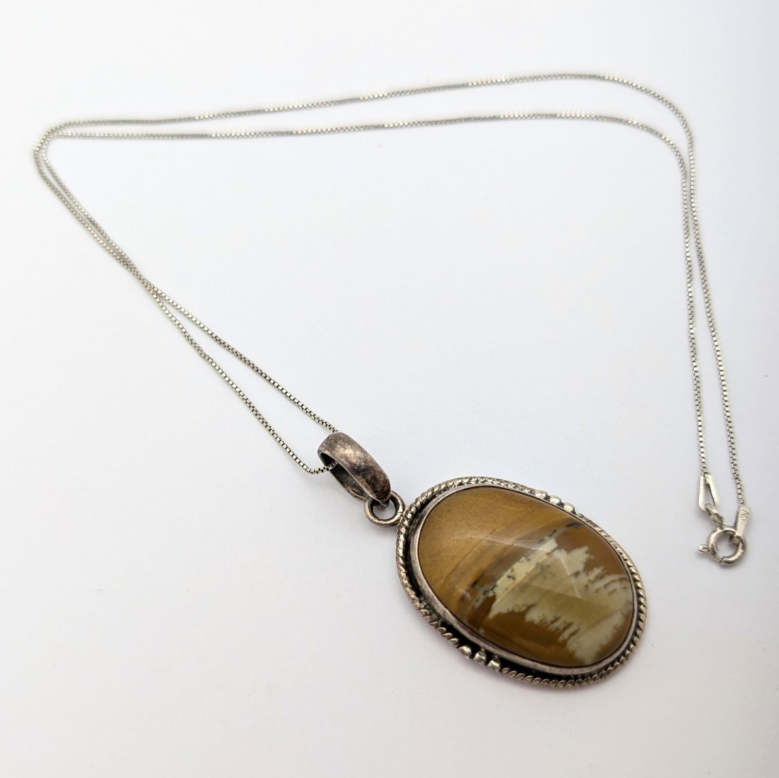 Italian Sterling Silver Oval Jasper Ladies Necklace: Length: 18in