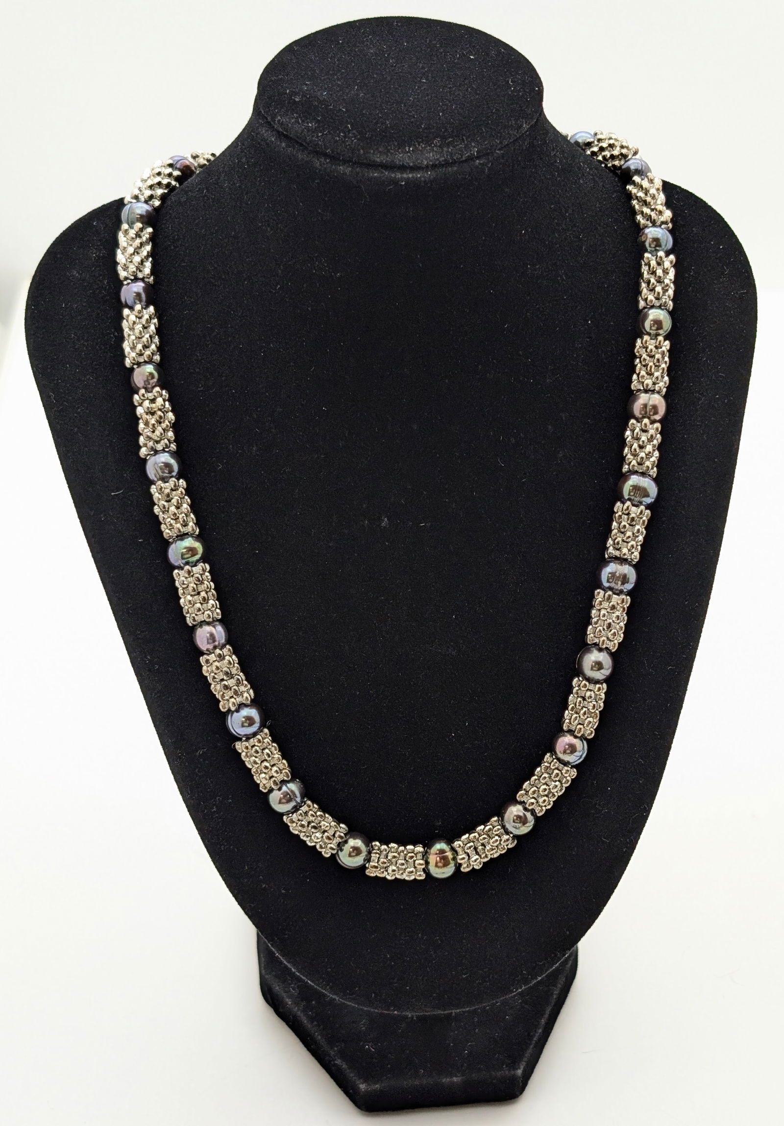 Sterling Silver Beaded & Pearl Ladies Necklace - 2.82oz: Length: 18in