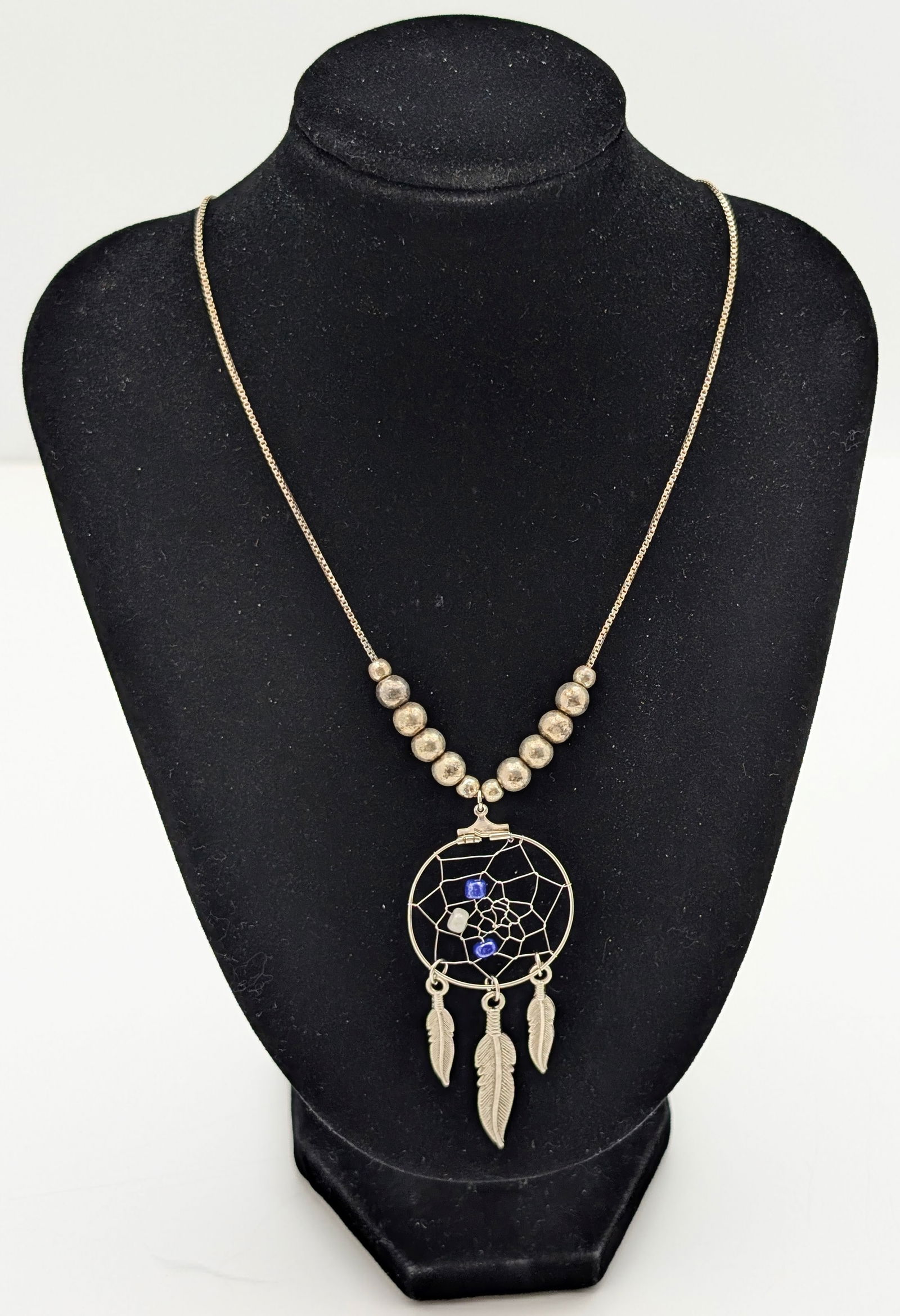 Italian Sterling Silver Dream Catcher Ladies Necklace: Length: 18in