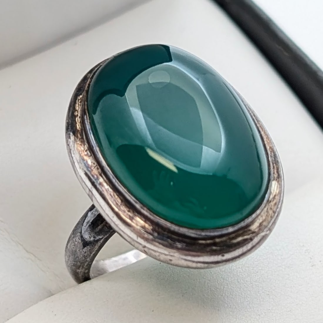 Sterling Silver Green Oval Ladies Ring (1 of 6)