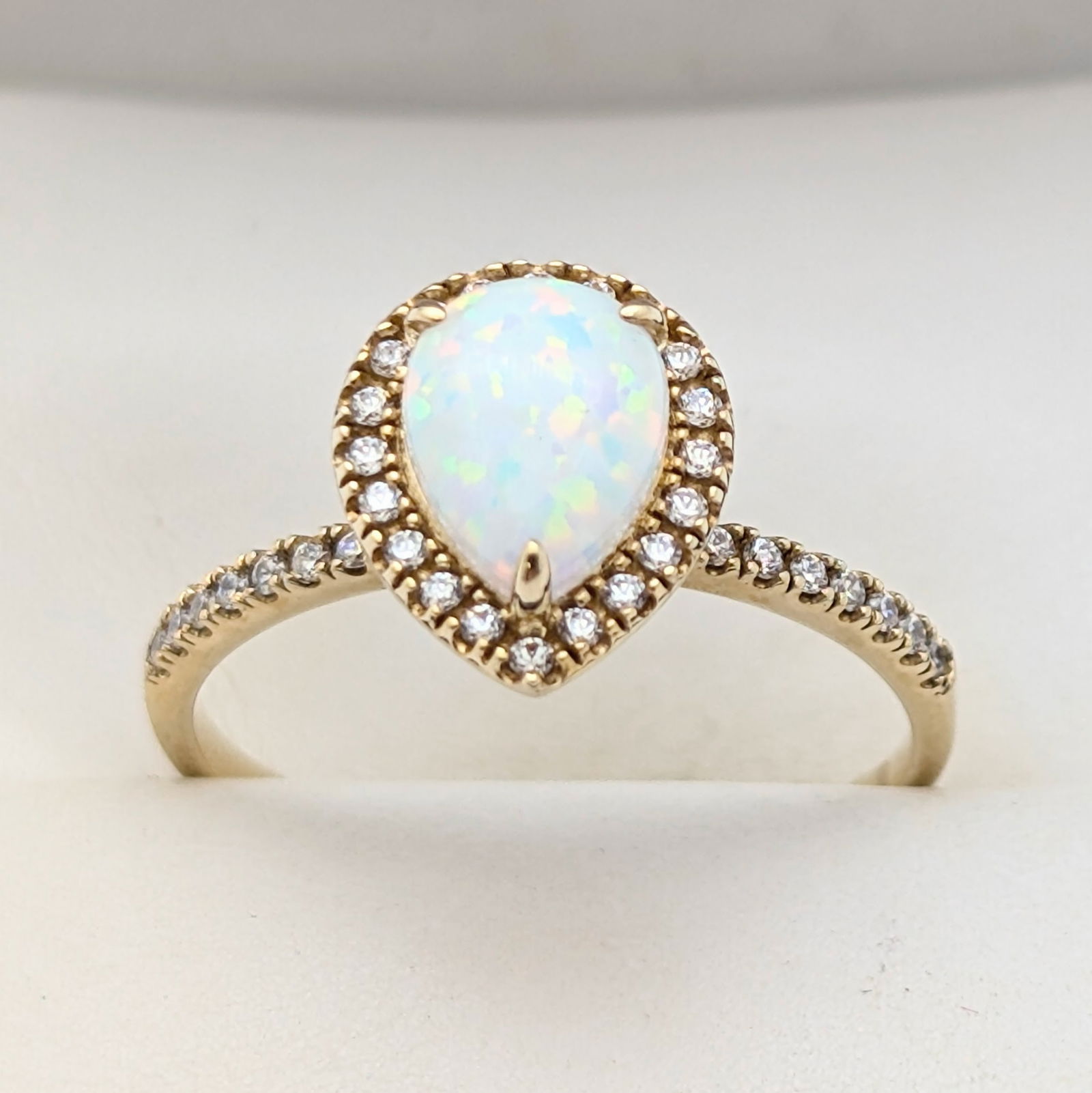 10K Gold Pear Shape Created Opal & CZ Ladies Ring - 1.66g: Matching set when paired with Lot 81 Size: 7