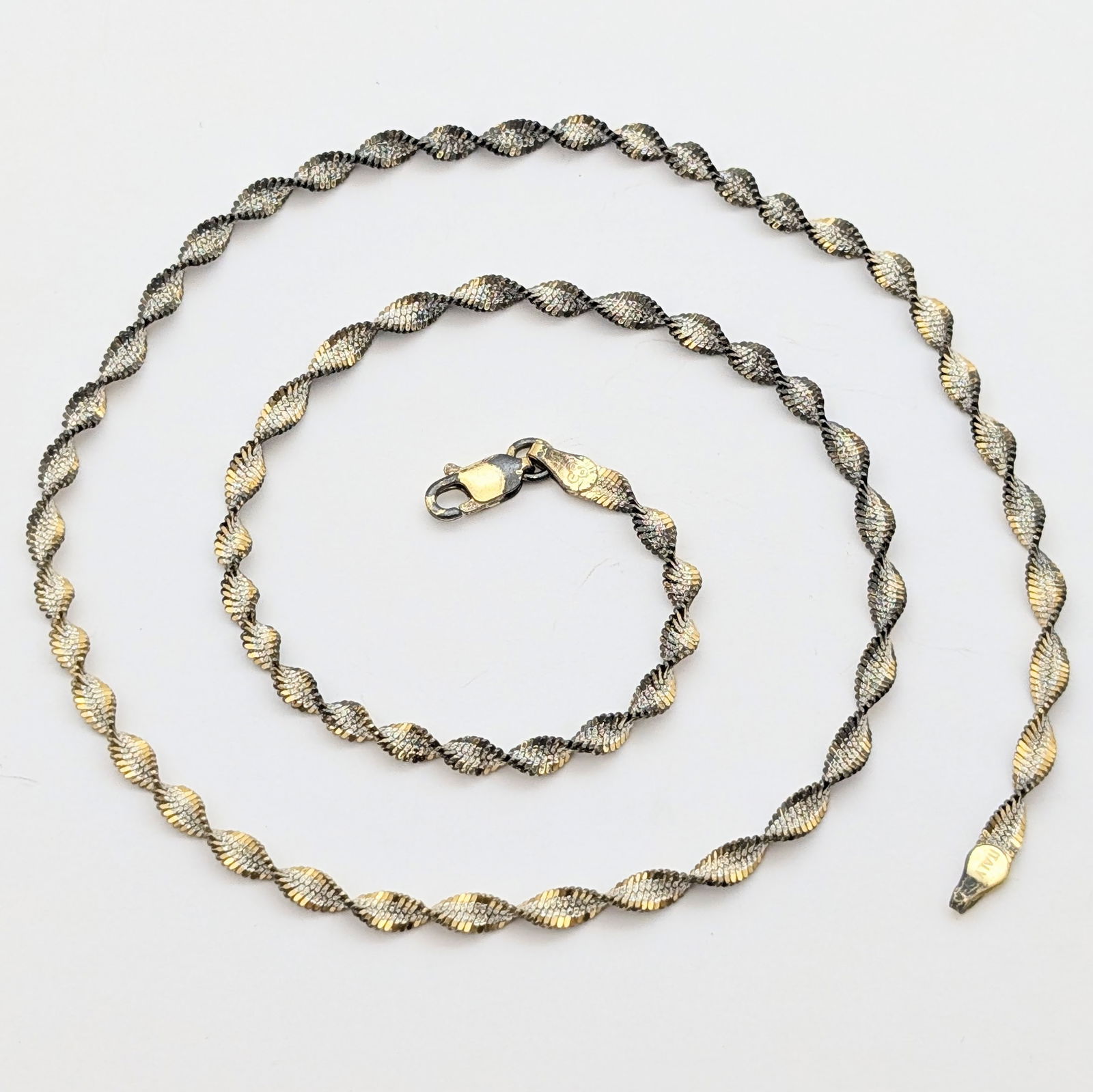 Italian Sterling Silver 2-tone Twisted Herringbone Chain Necklace (1 of 6)