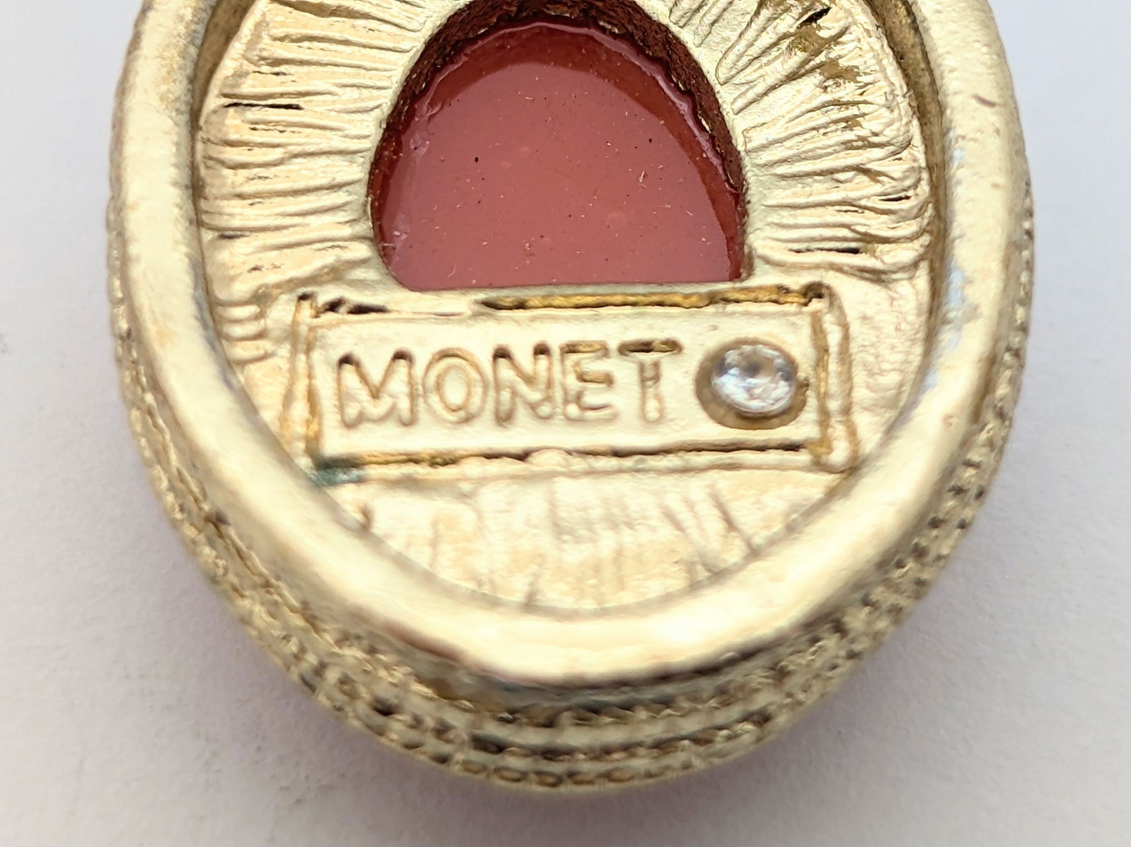 Vintage Monet Gold tone & Coral Ladies Earrings - 4