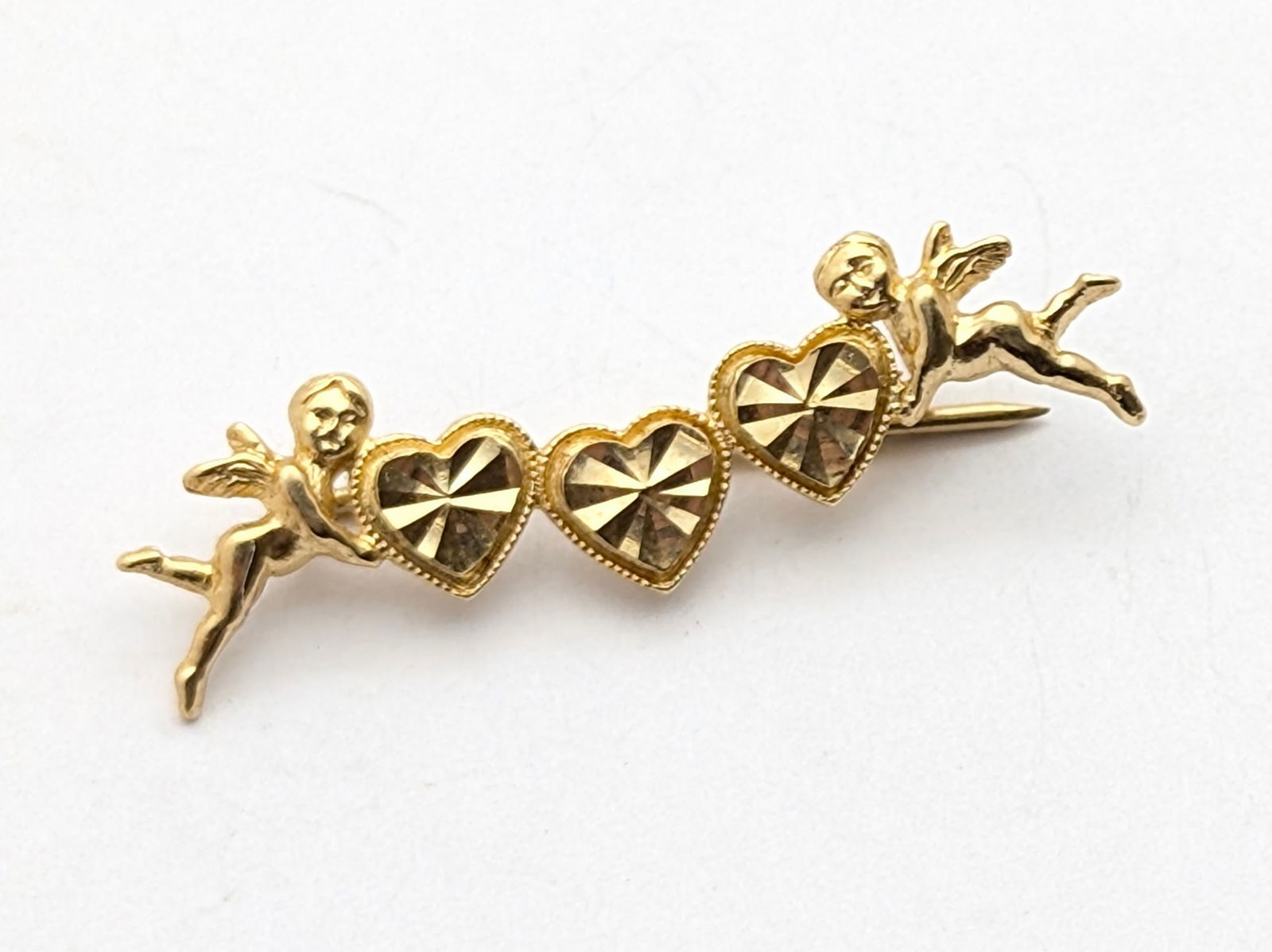 14K Gold Heart & Cupid Ladies Brooch - 2.04g (1 of 5)