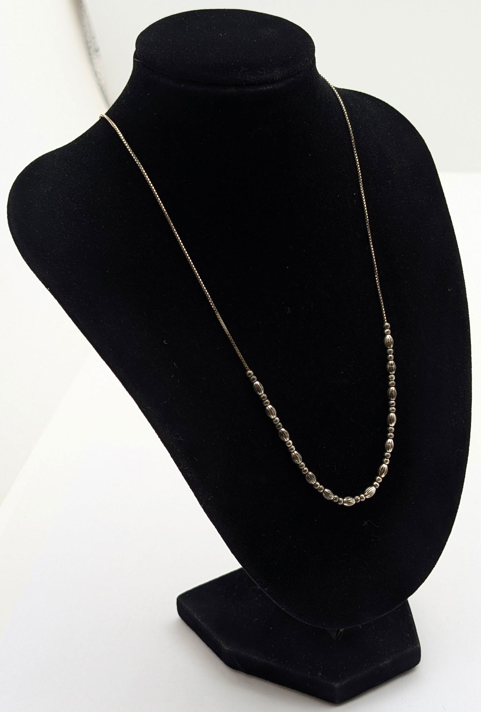 Sterling Silver Textured Beads Ladies Necklace - 3