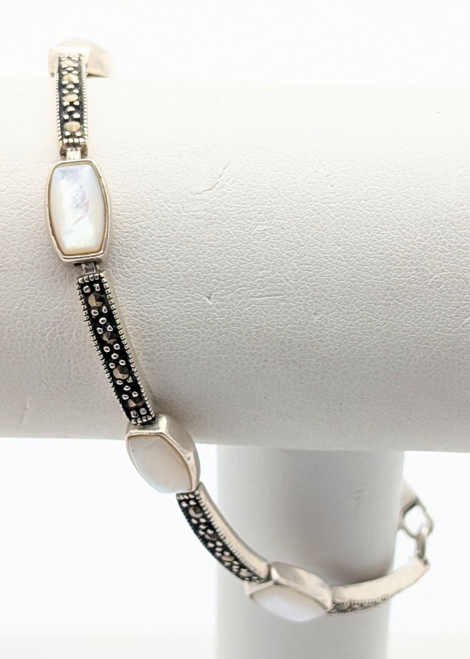 Sterling Silver Mother of Pearl Link Ladies Bracelet (1 of 6)