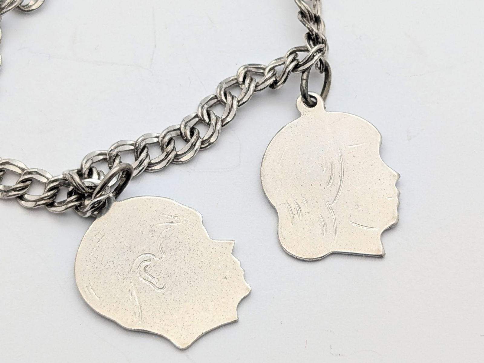 Vintage Sterling Silver Profile Ladies Bracelet - 19.62g - 4