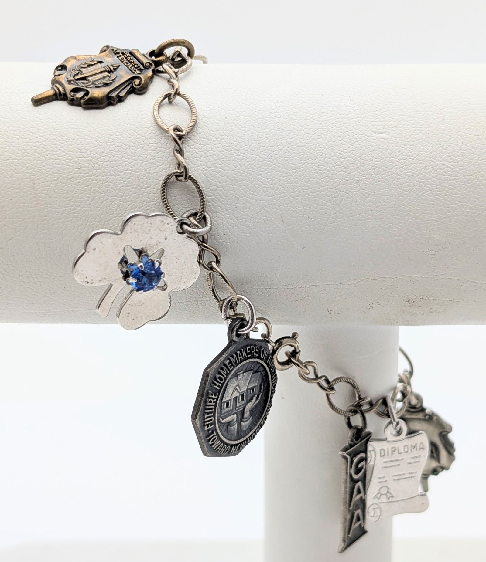 Vintage Sterling Silver Ladies Charm Bracelet - 2