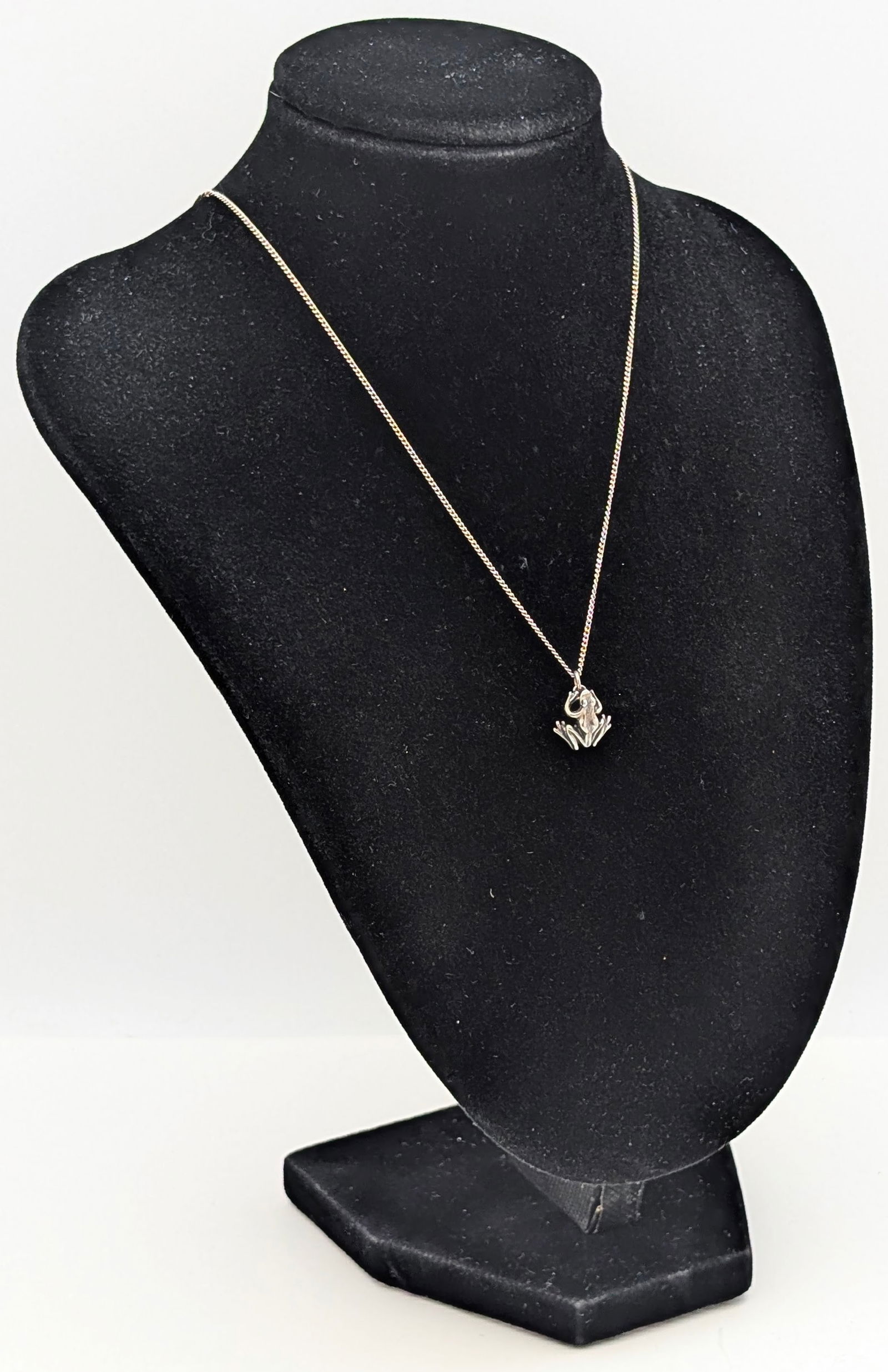 Sterling Silver Frog Ladies Necklace - 2