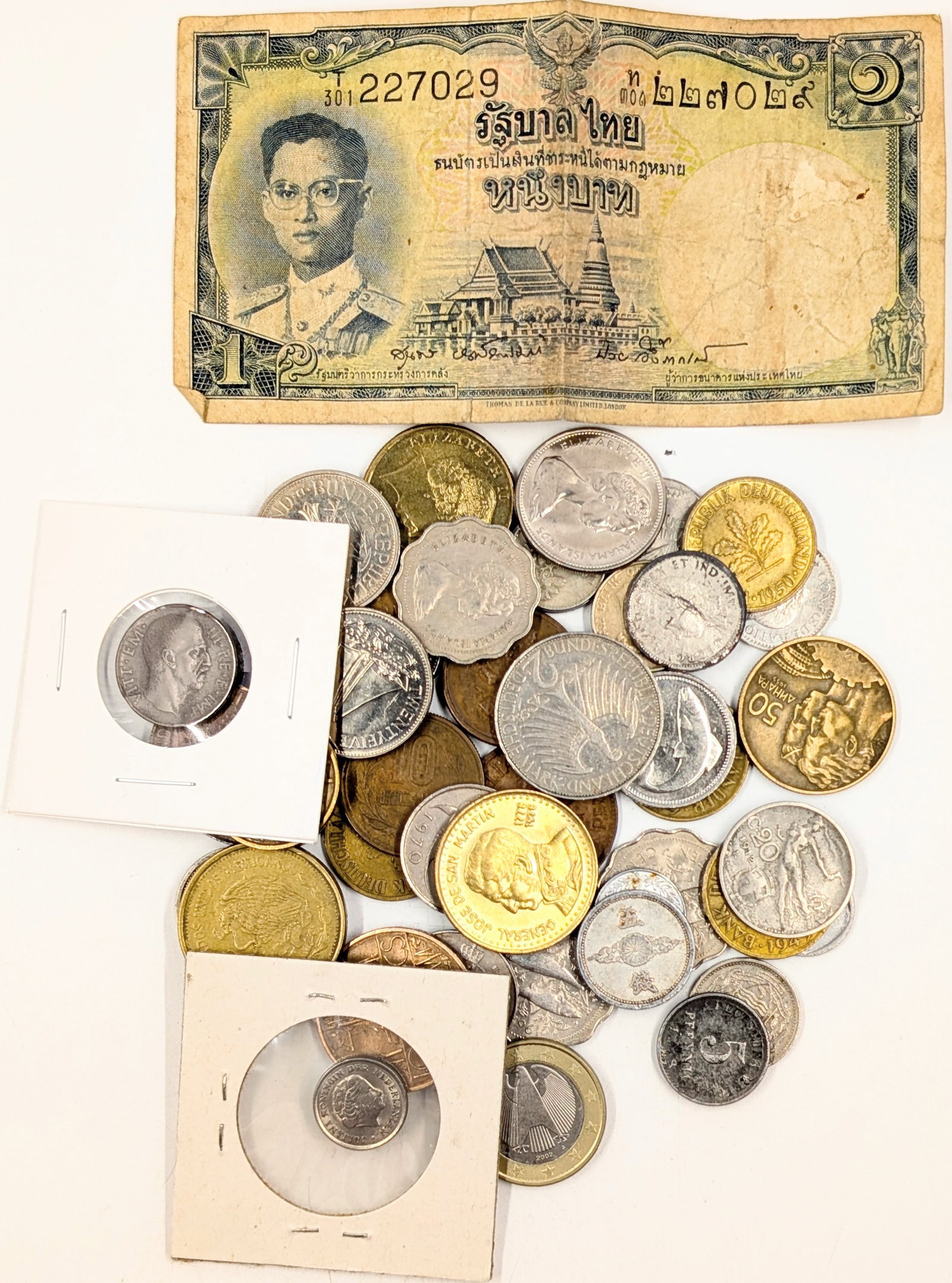 Large Lot of Foreign Coins & Currency - France, Germany, Bahamas, etc.: Coin 