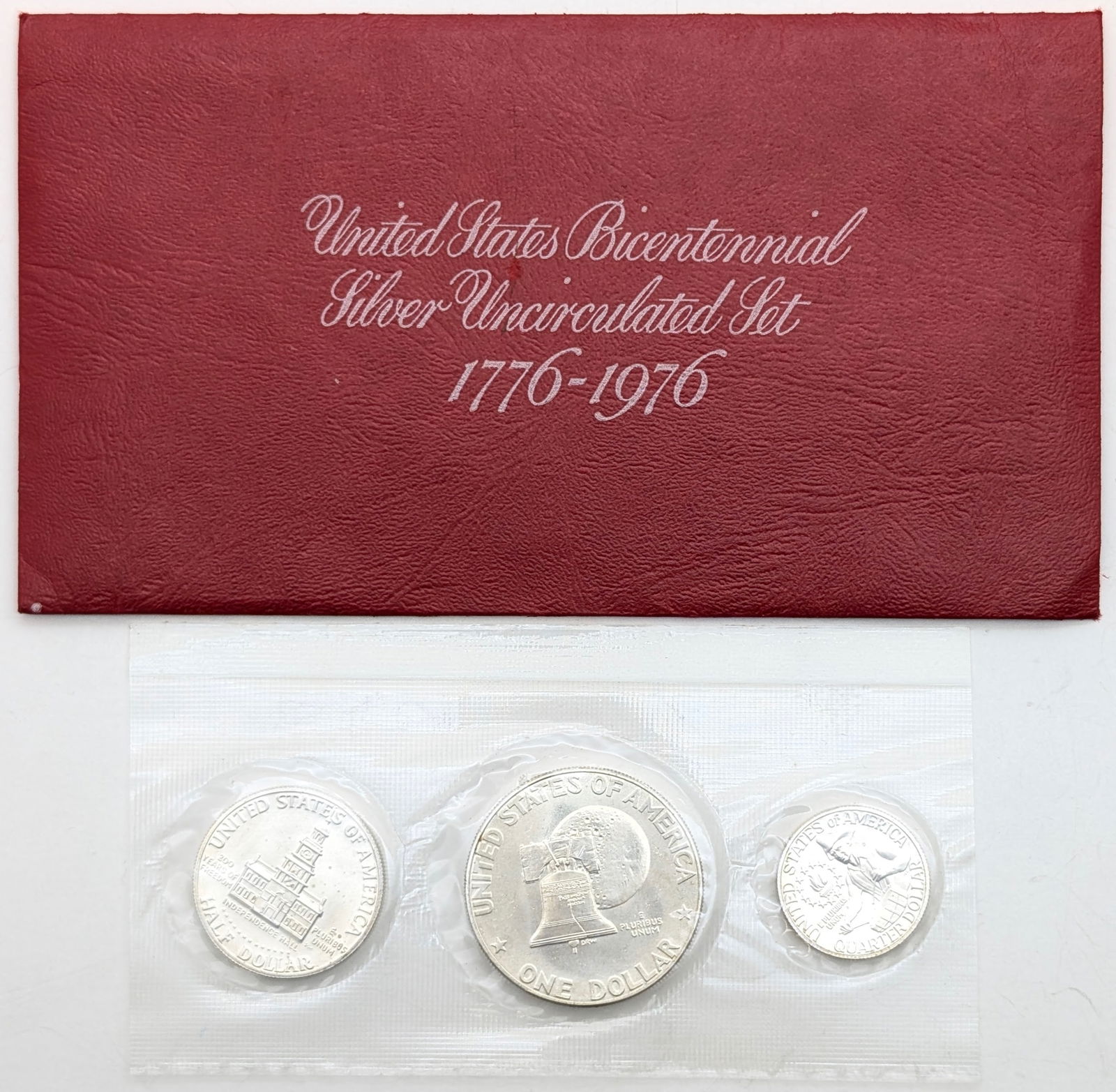 1976 US Mint Bicentennial Silver Uncirculated 3-Coin Set - 2