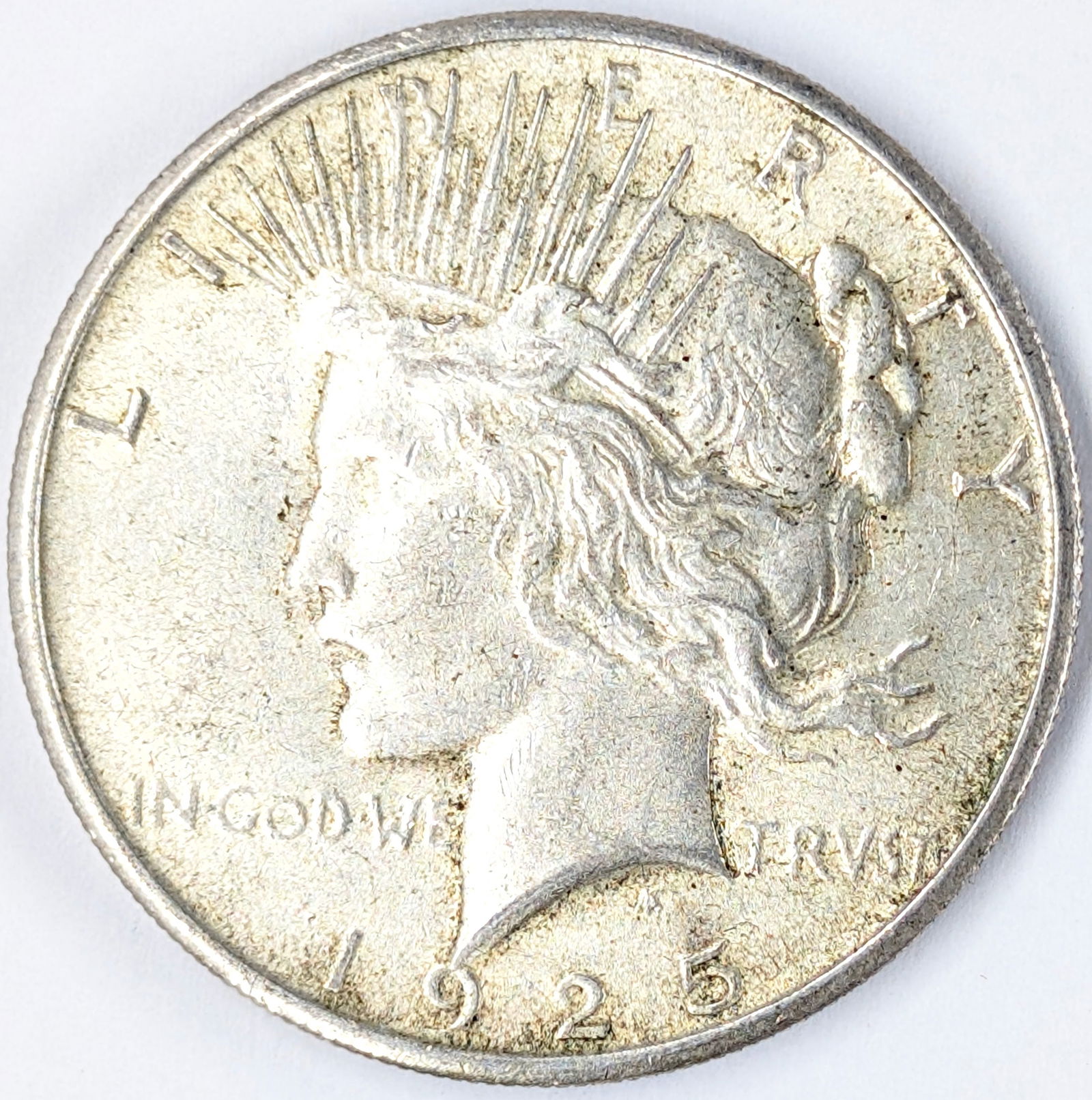 1925 Silver Peace Dollar (1 of 2)