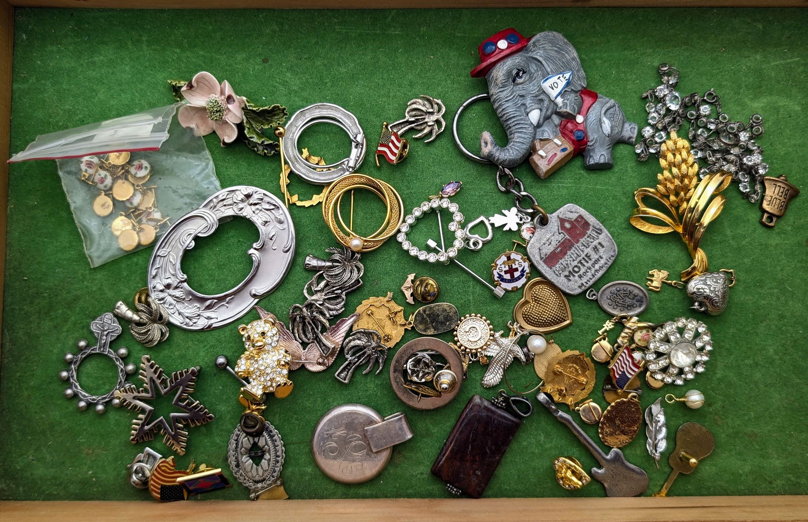 Large Lot of Jewelry Pieces- Pins, Earring, Pendants, ect: _ 