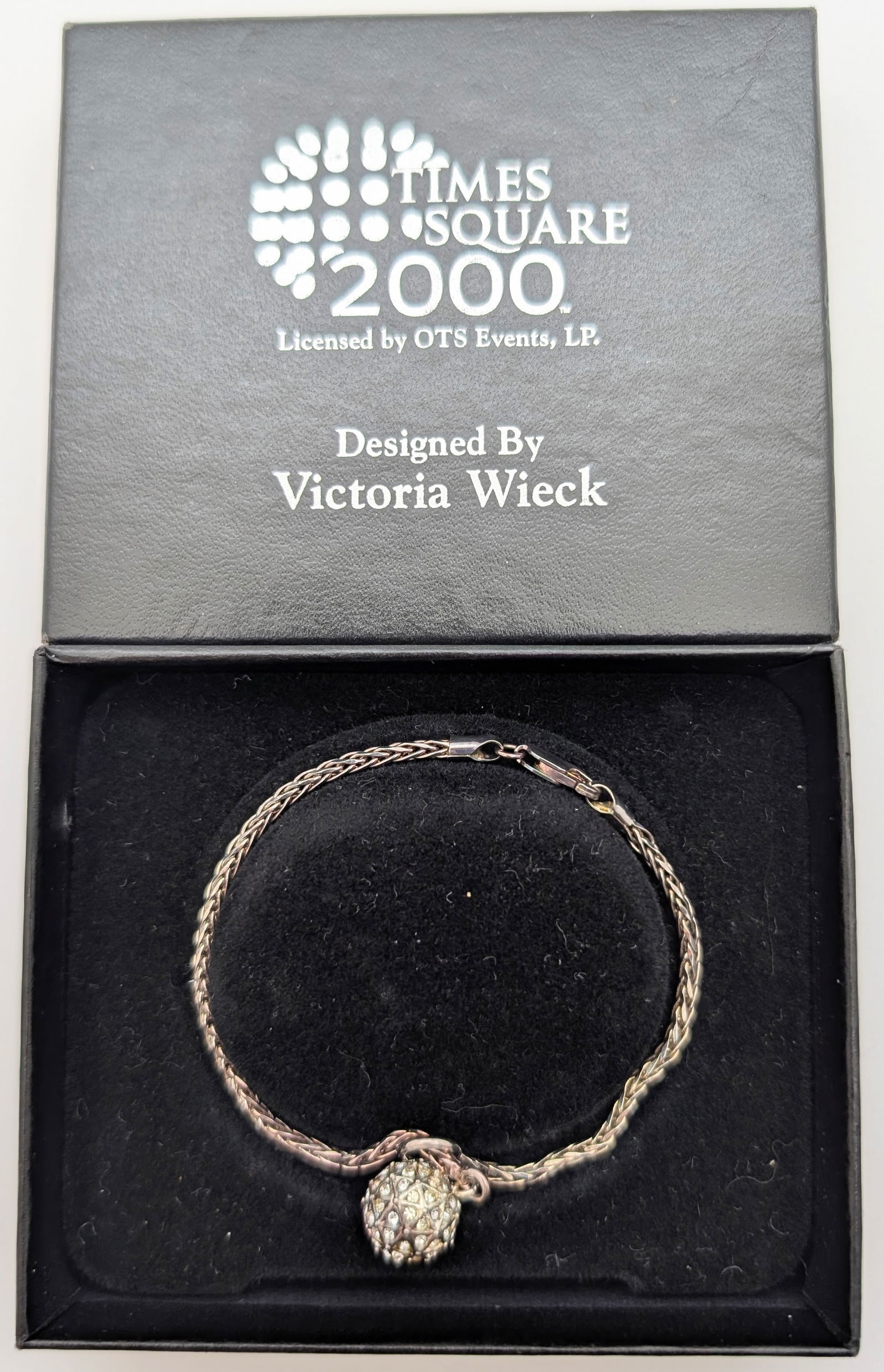 2000 Times Square New Year's Eve Ball Sterling Silver Ladies Bracelet: Length: 7.5in 