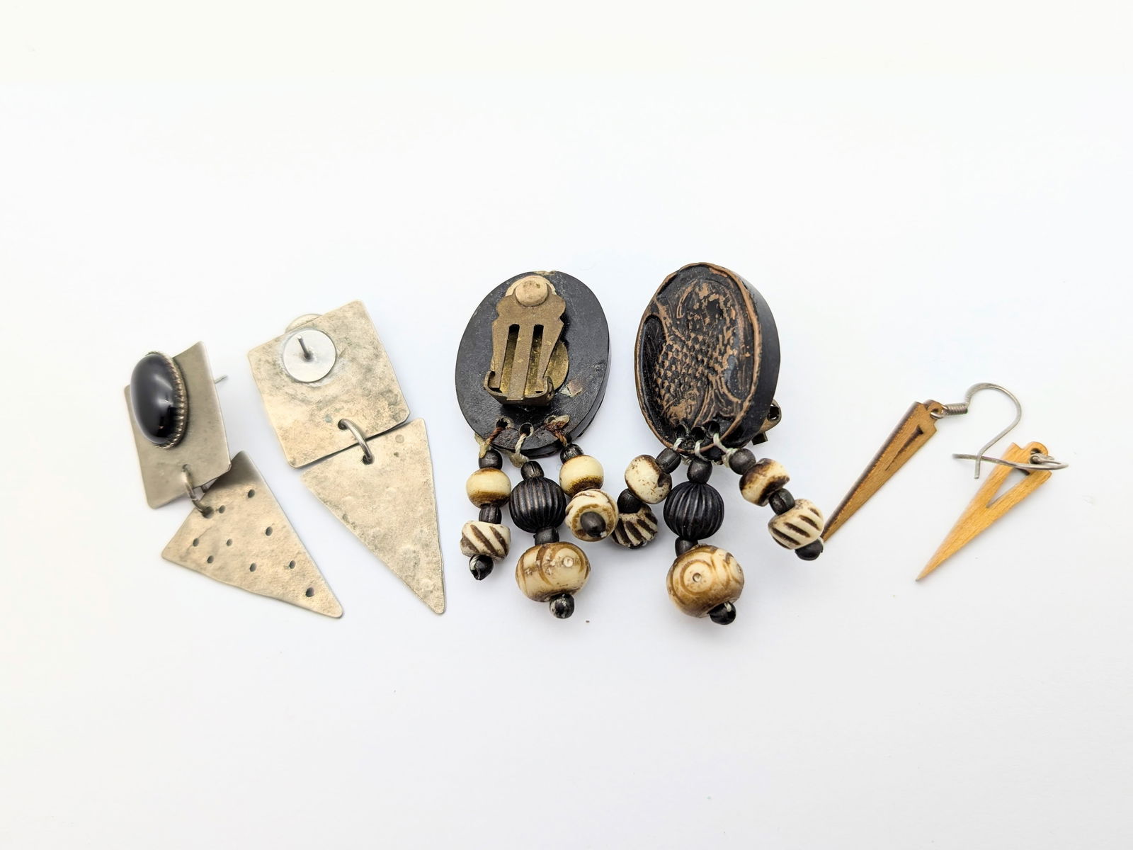 Lot of 12 Costume Ladies Earring Sets - 2