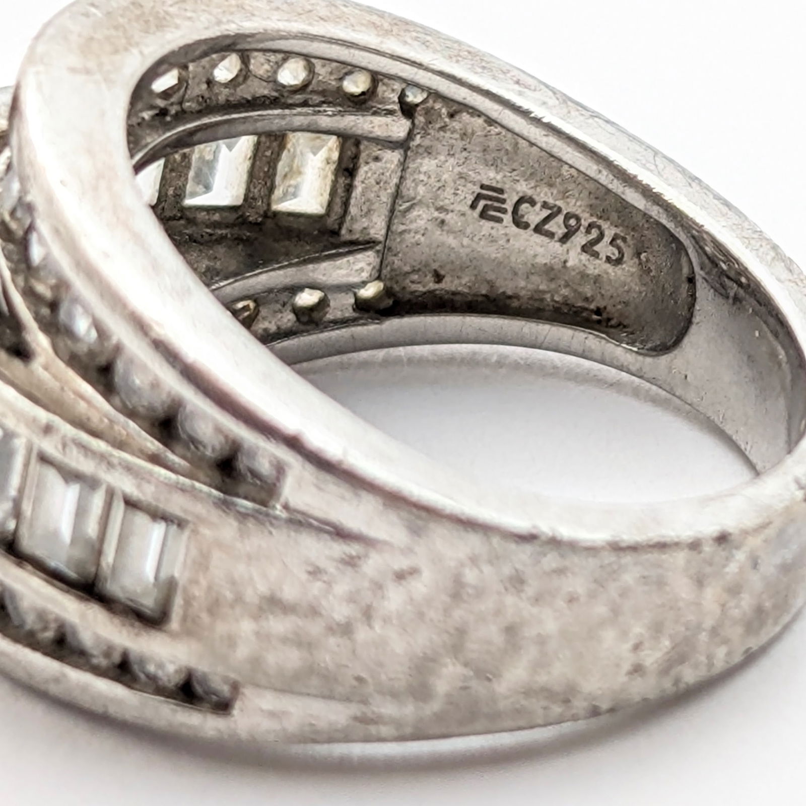 Sterling Silver Cubic Zirconia Ladies Ring - 7