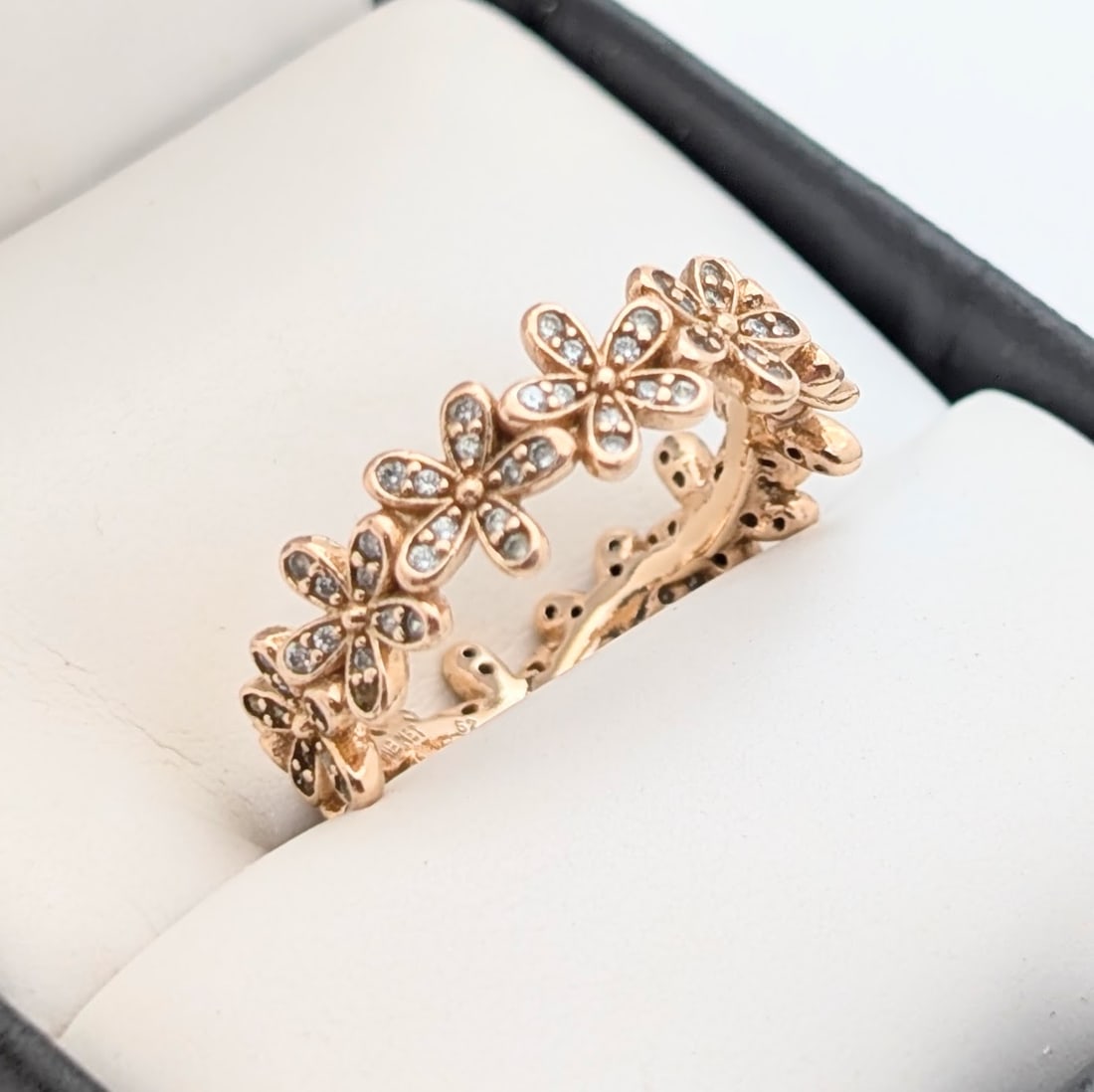 Pandora Gold plated Cubic Zirconia Daisy Flower Ladies Ring - 2