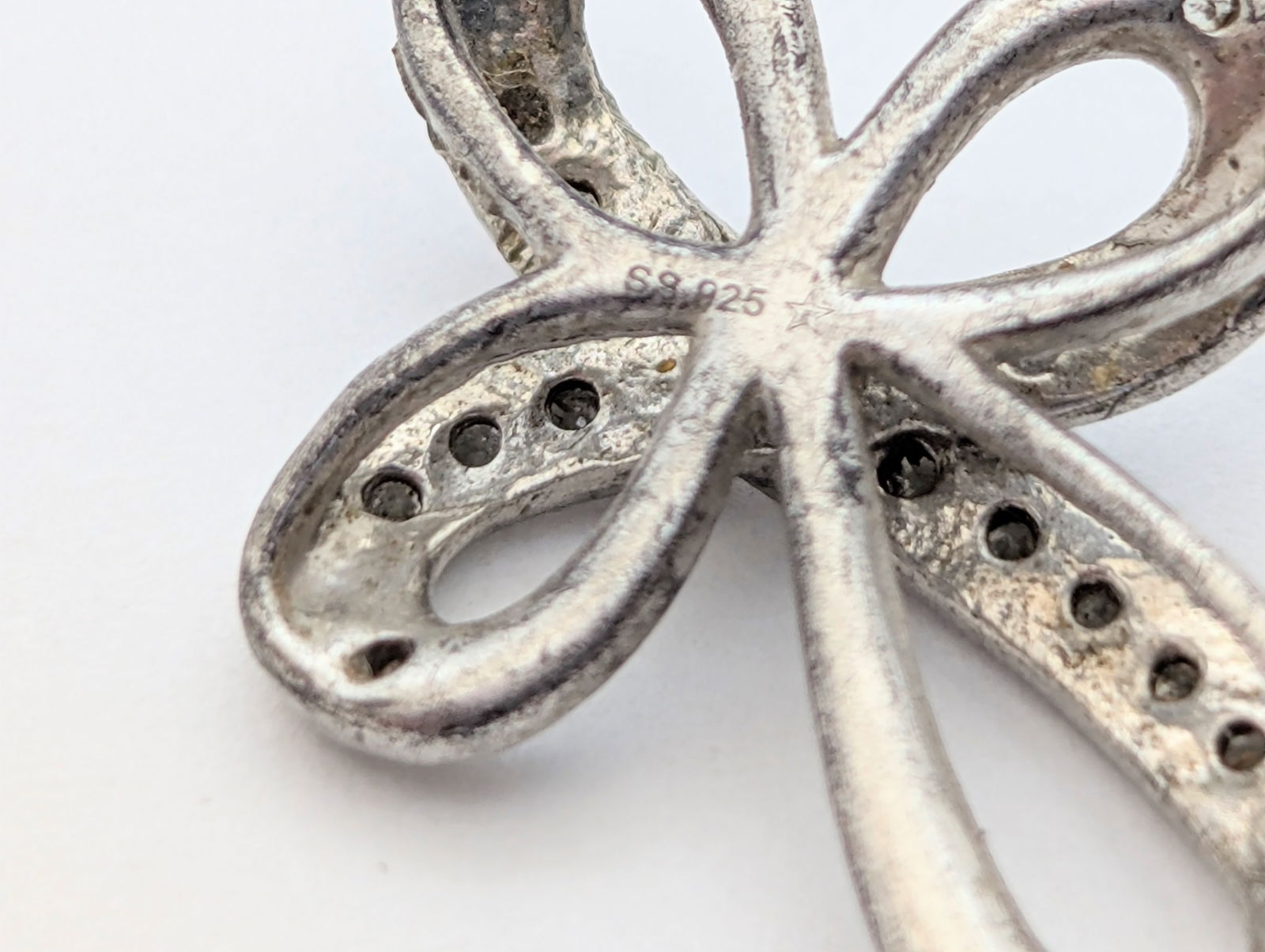 Lot of 4 Sterling Silver Pendants - Hearts, Cross, etc - 7