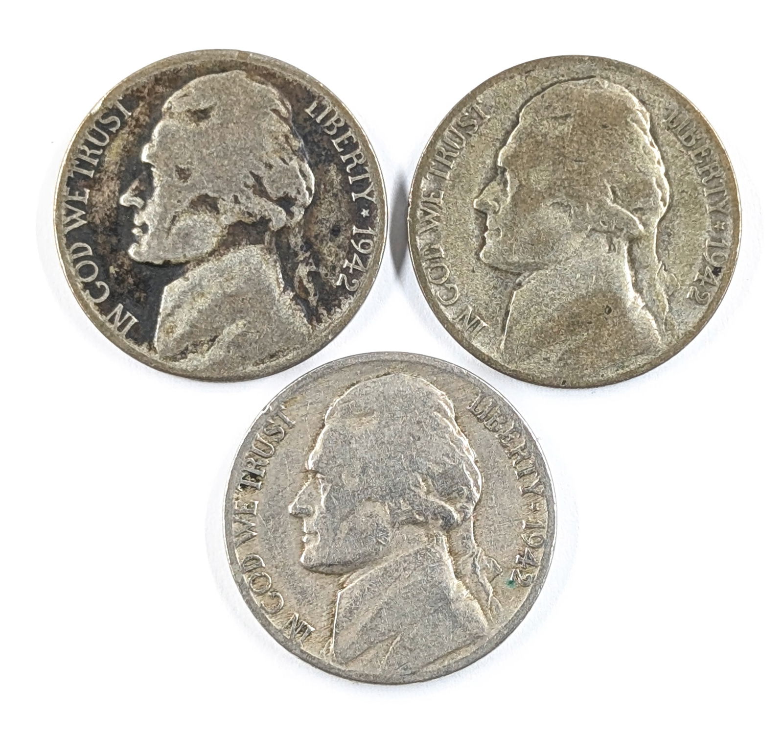 Lot of 2 Silver 1942 P/SWar & 1 Jefferson 1942 Nickels: Two coins are 35% Silver