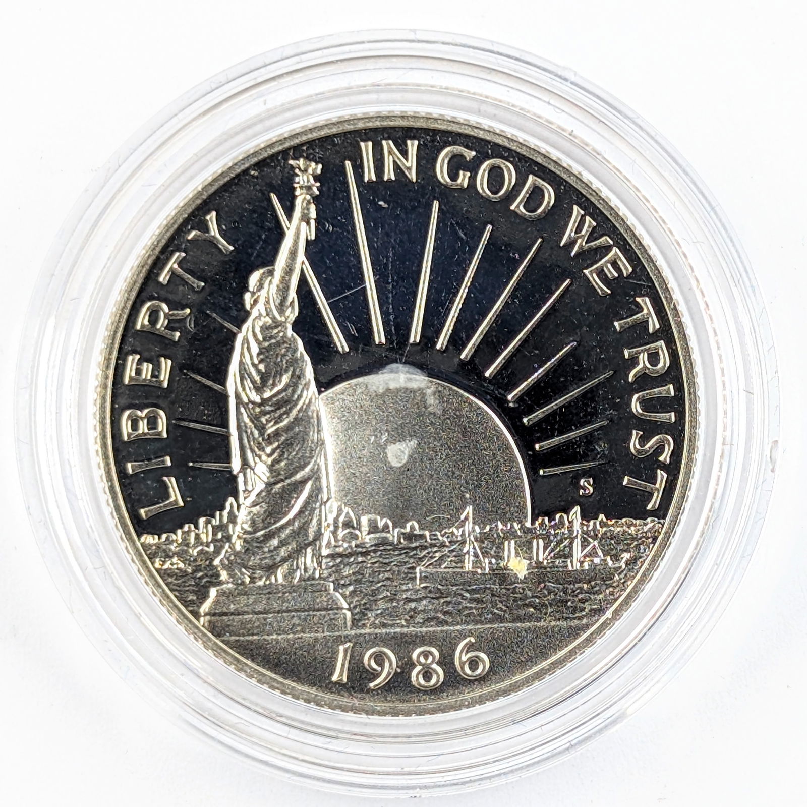1986 Statue of Liberty Commemorative Half Dollar- Proof (1 of 2)