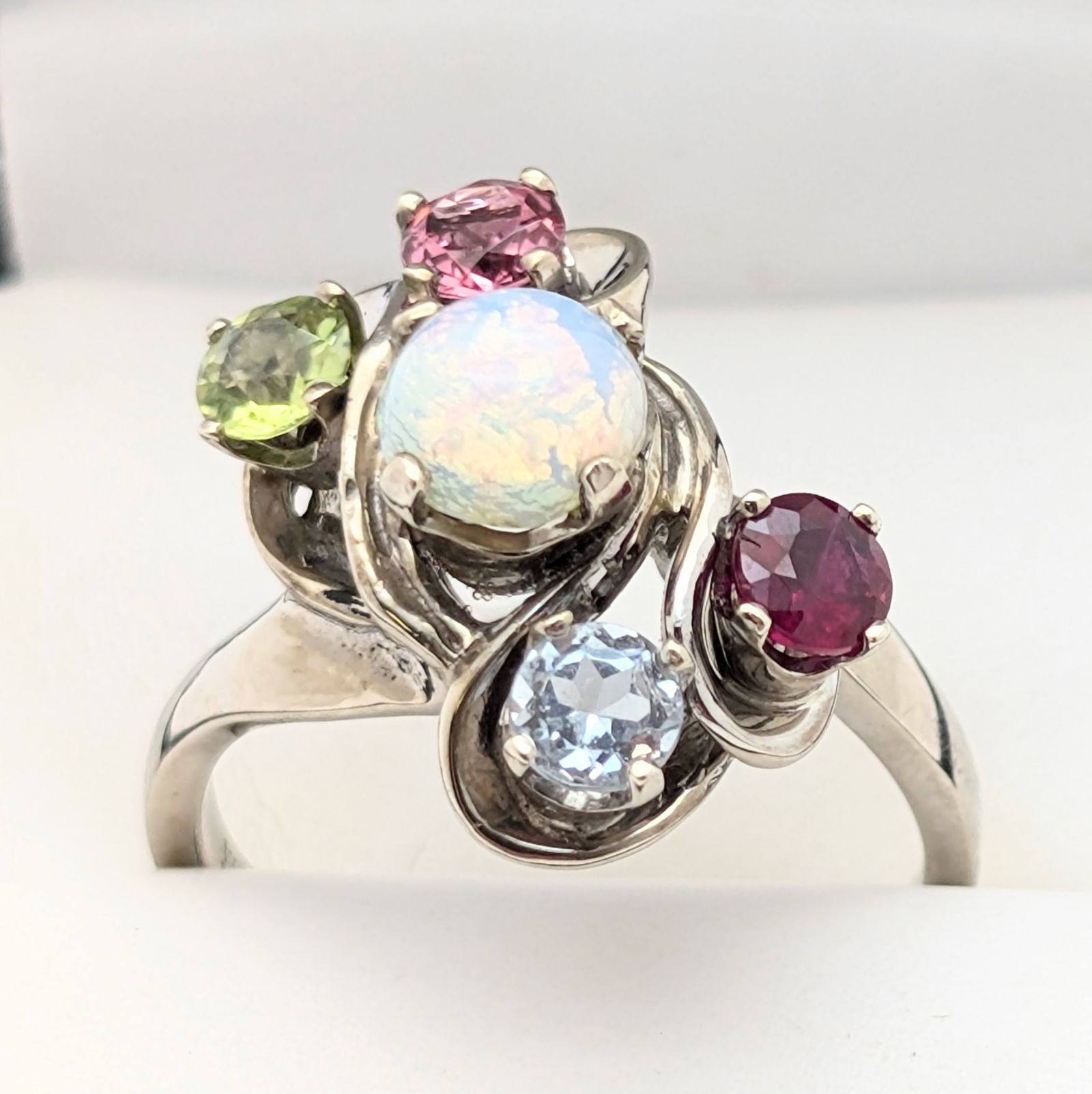 14K White Gold Opal & 4 Gems Ladies Ring - 5.42g (1 of 6)