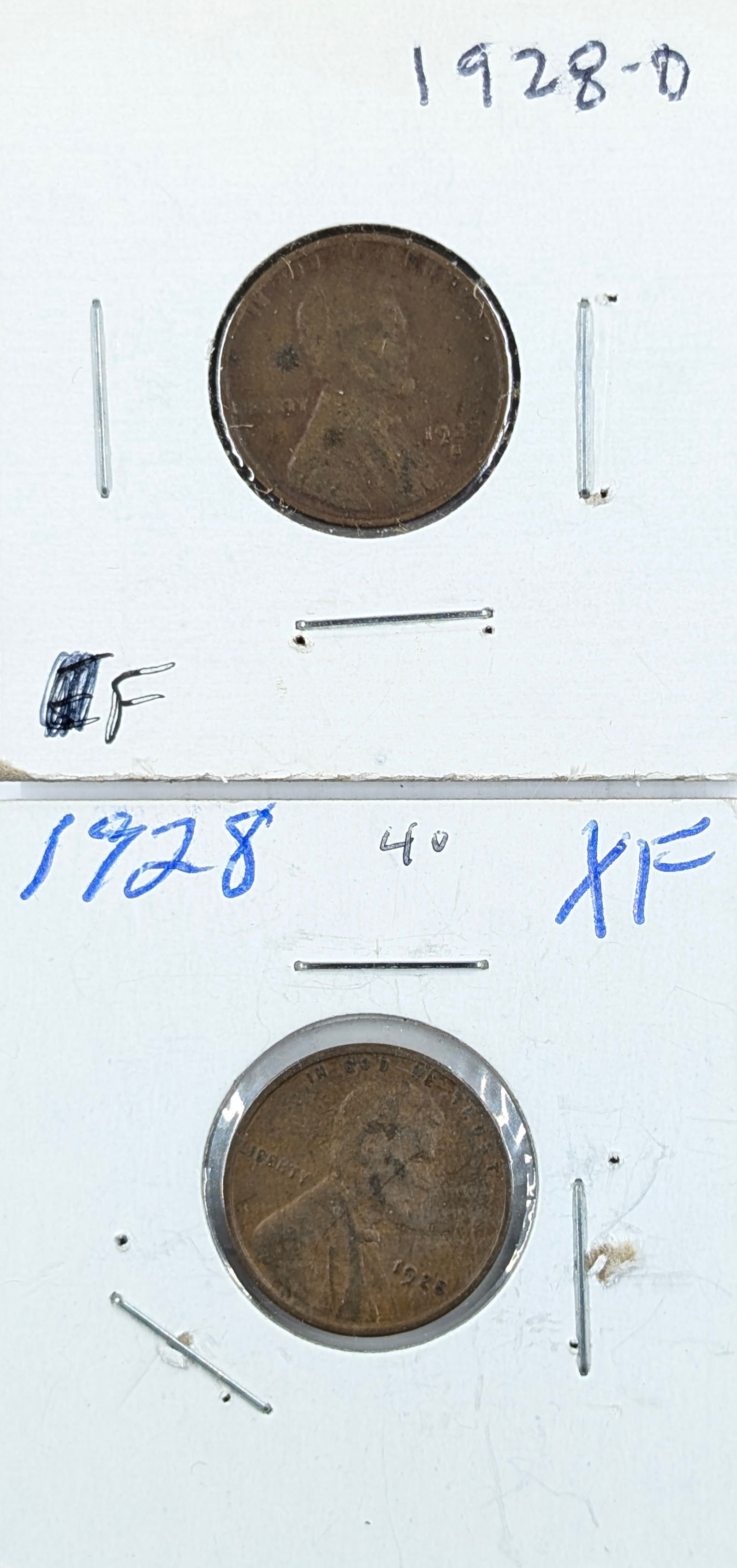 Lot of 2 Wheat Cents - 1928 P/D: Coin 