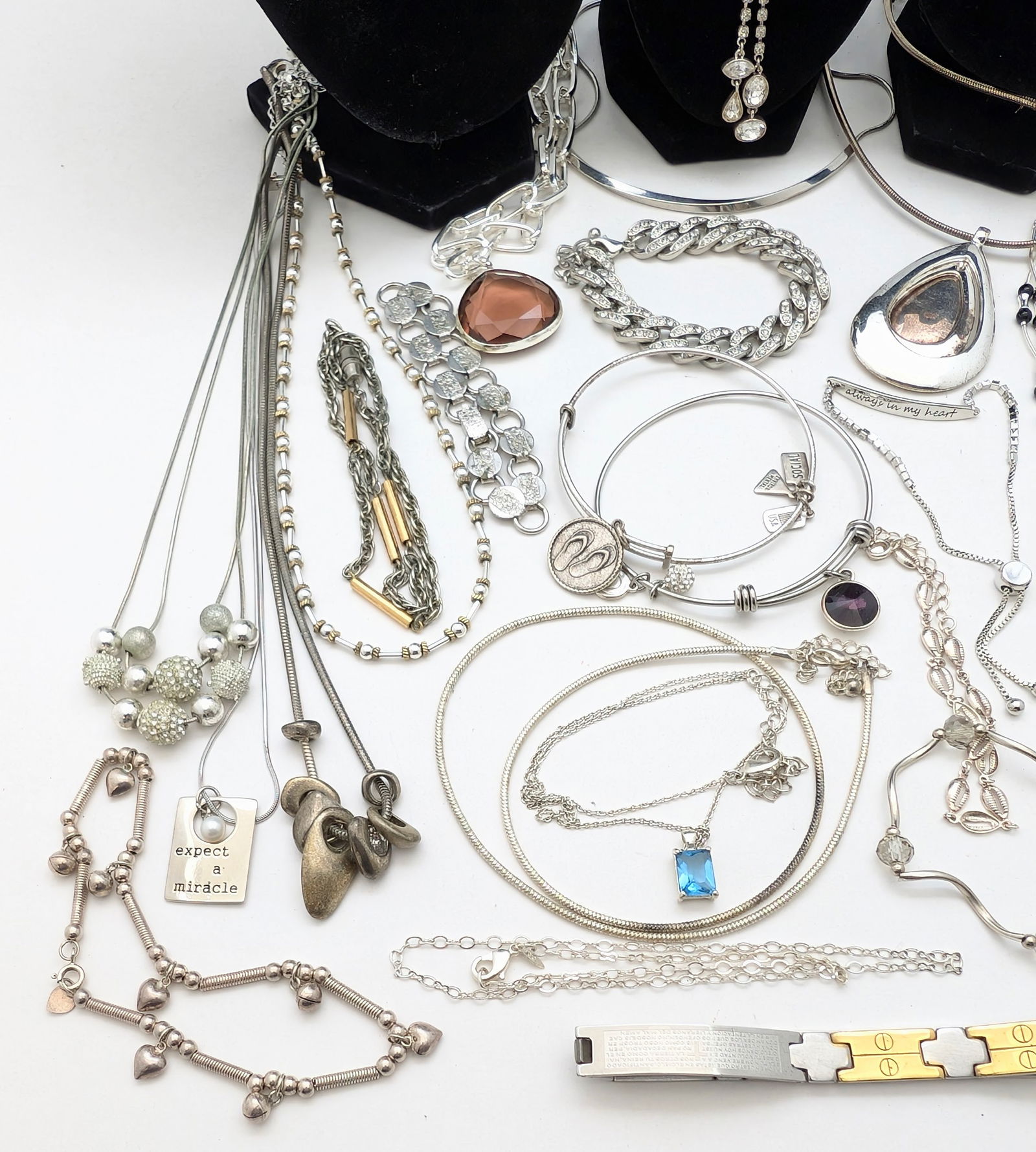 Large Lot of Silver tone Ladies Jewelry - Necklaces & Bracelets - 4