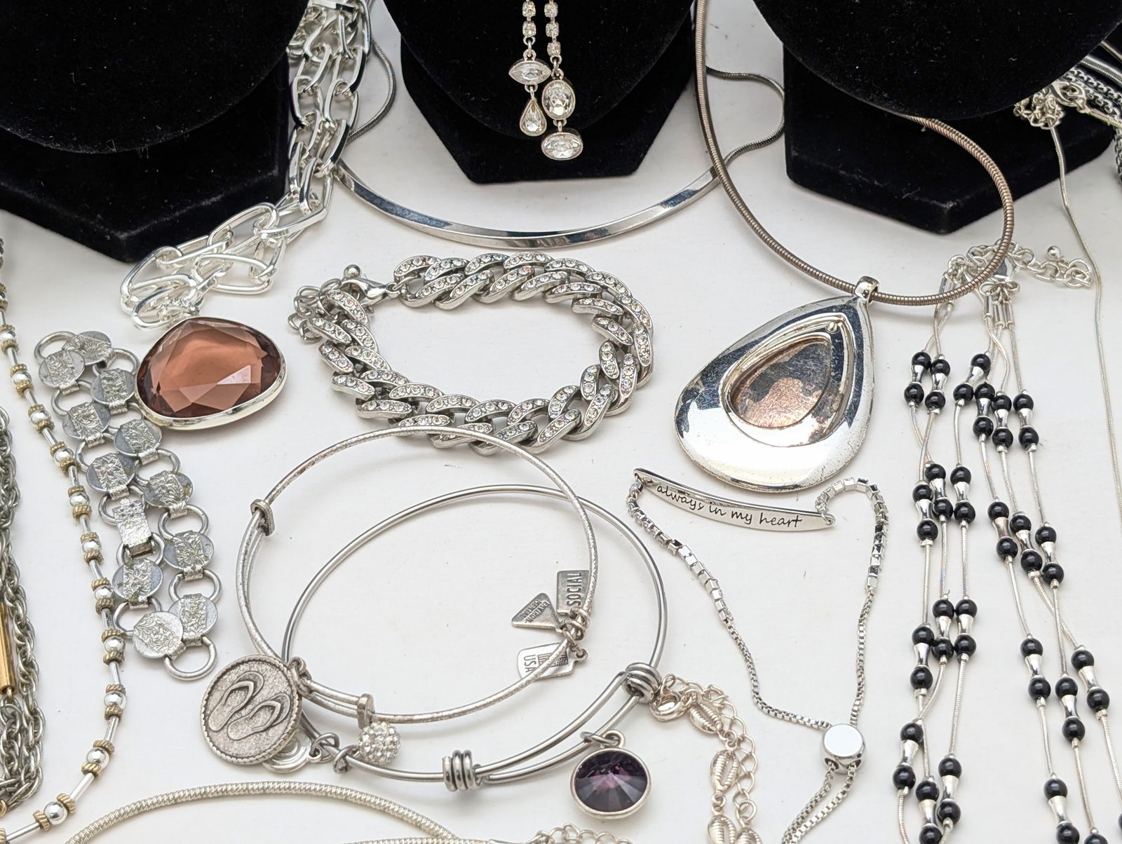 Large Lot of Silver tone Ladies Jewelry - Necklaces & Bracelets - 6