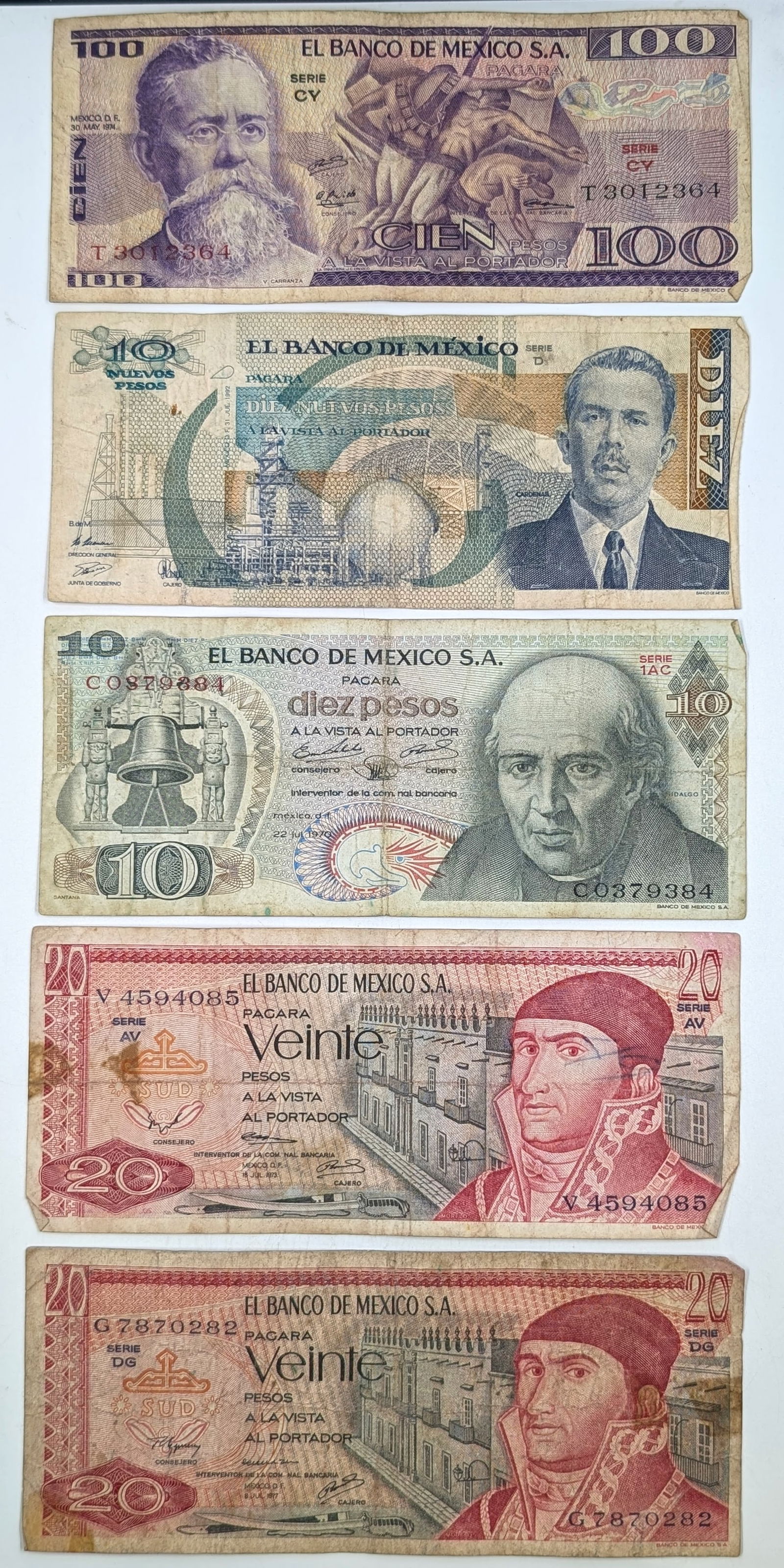 Lot of 5 Mexican Peso Banknotes: _ 