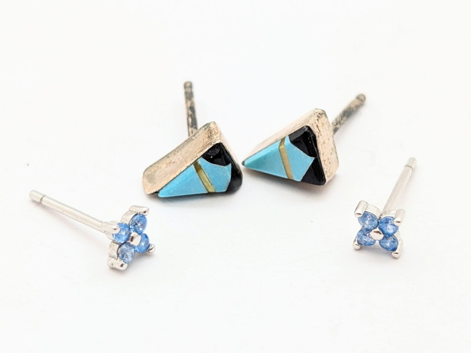 Lot of 2 Sterling Silver & Blue Ladies Stud Earrings: These earrings do not have backs 