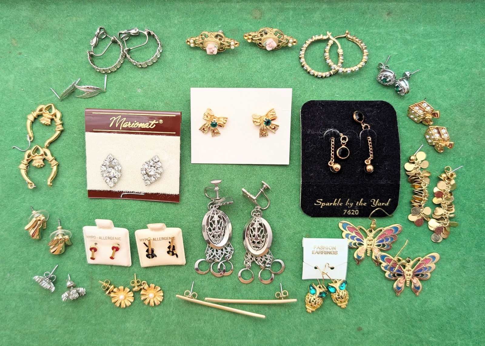 Large Lot of Costume Ladies earrings - Some NWT - Something for every Occasion (1 of 4)