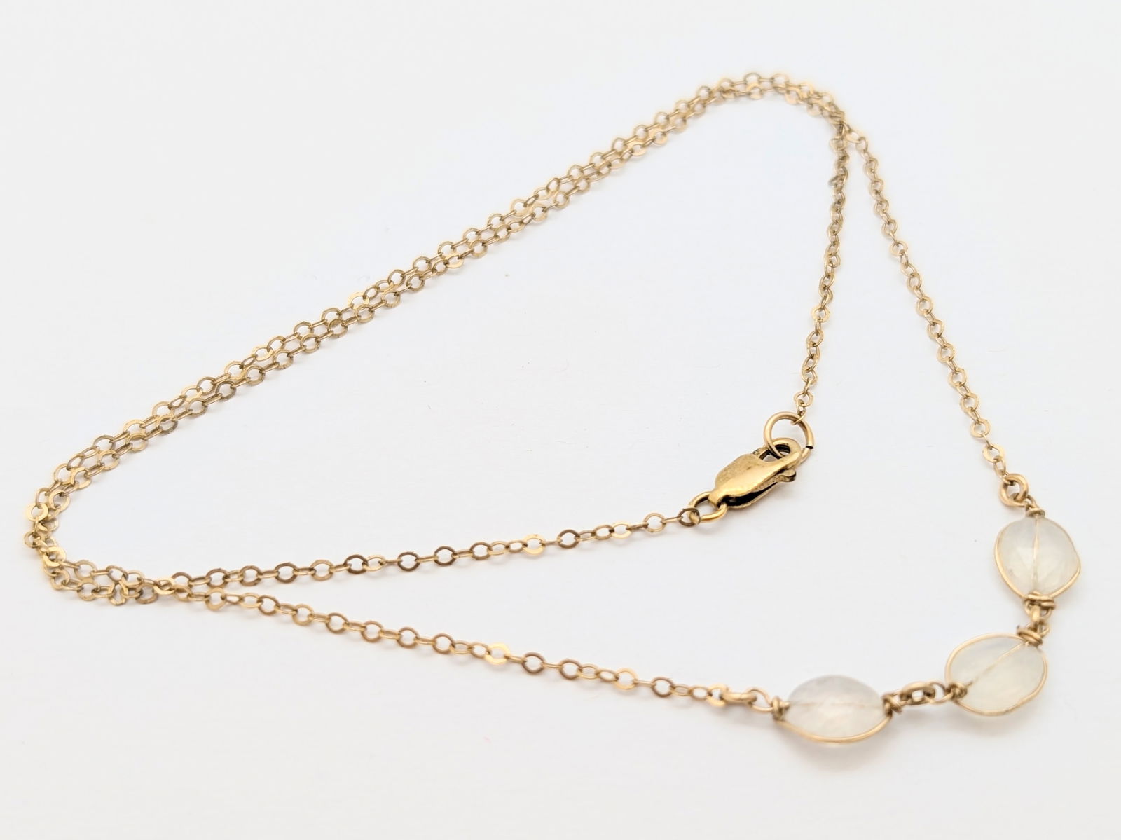 14K Gold filled 3-Stone Ladies Necklace: Length: 19in 