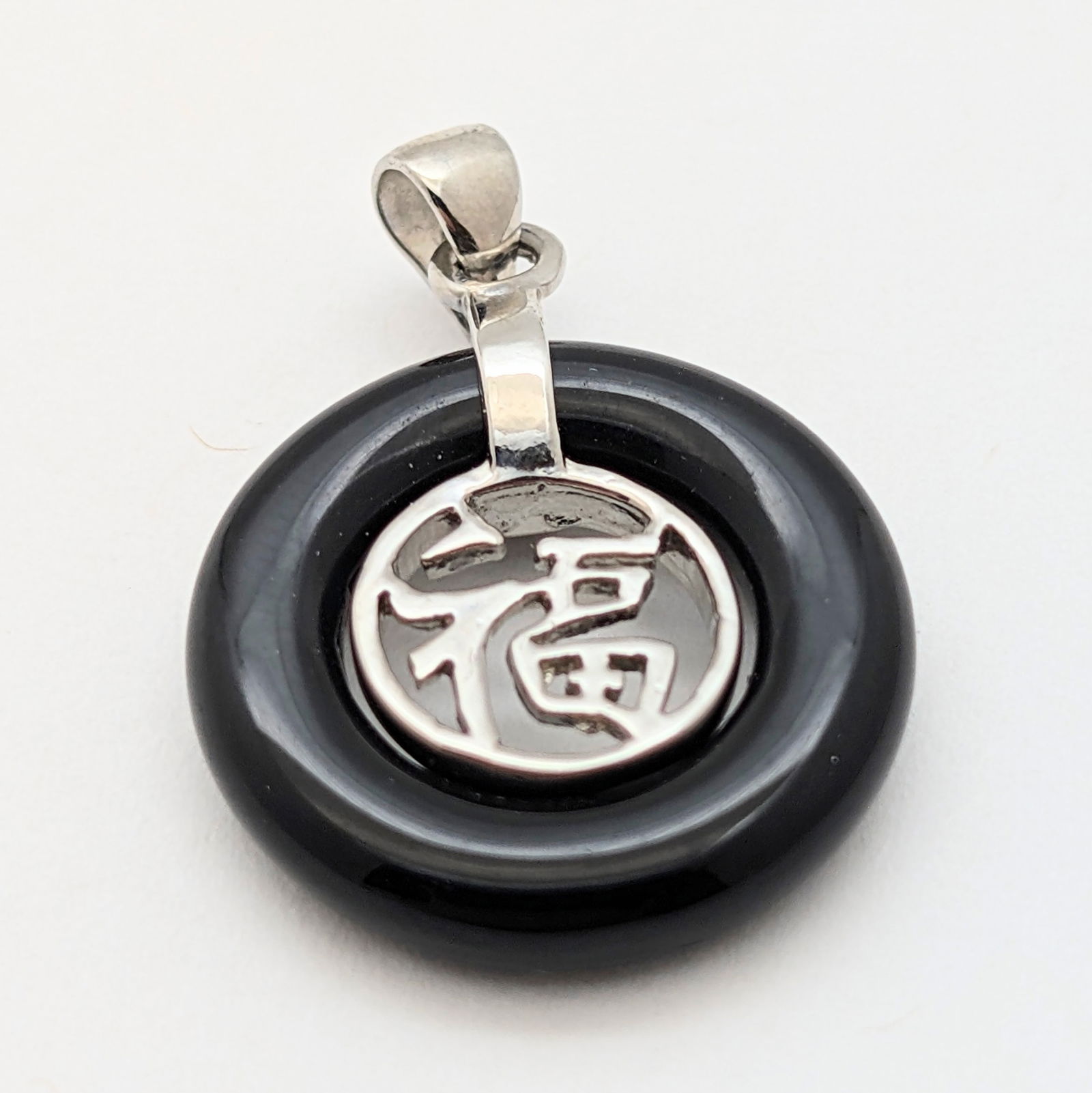 8K Gold plated Chinese Pendant: Jewelry 