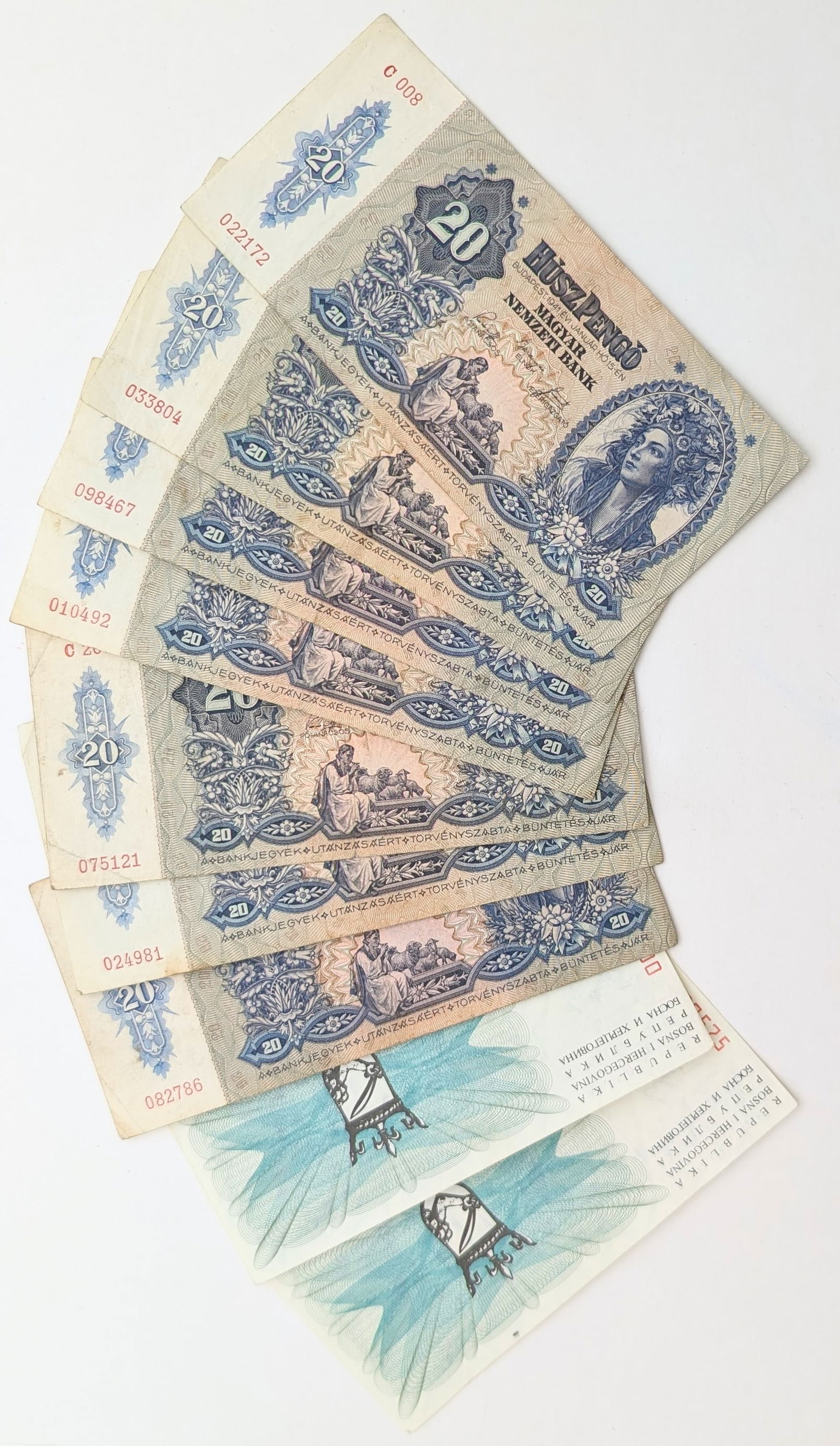 Lot of 9 Foreign Notes - Hungary & Romania: Circulated Condition 