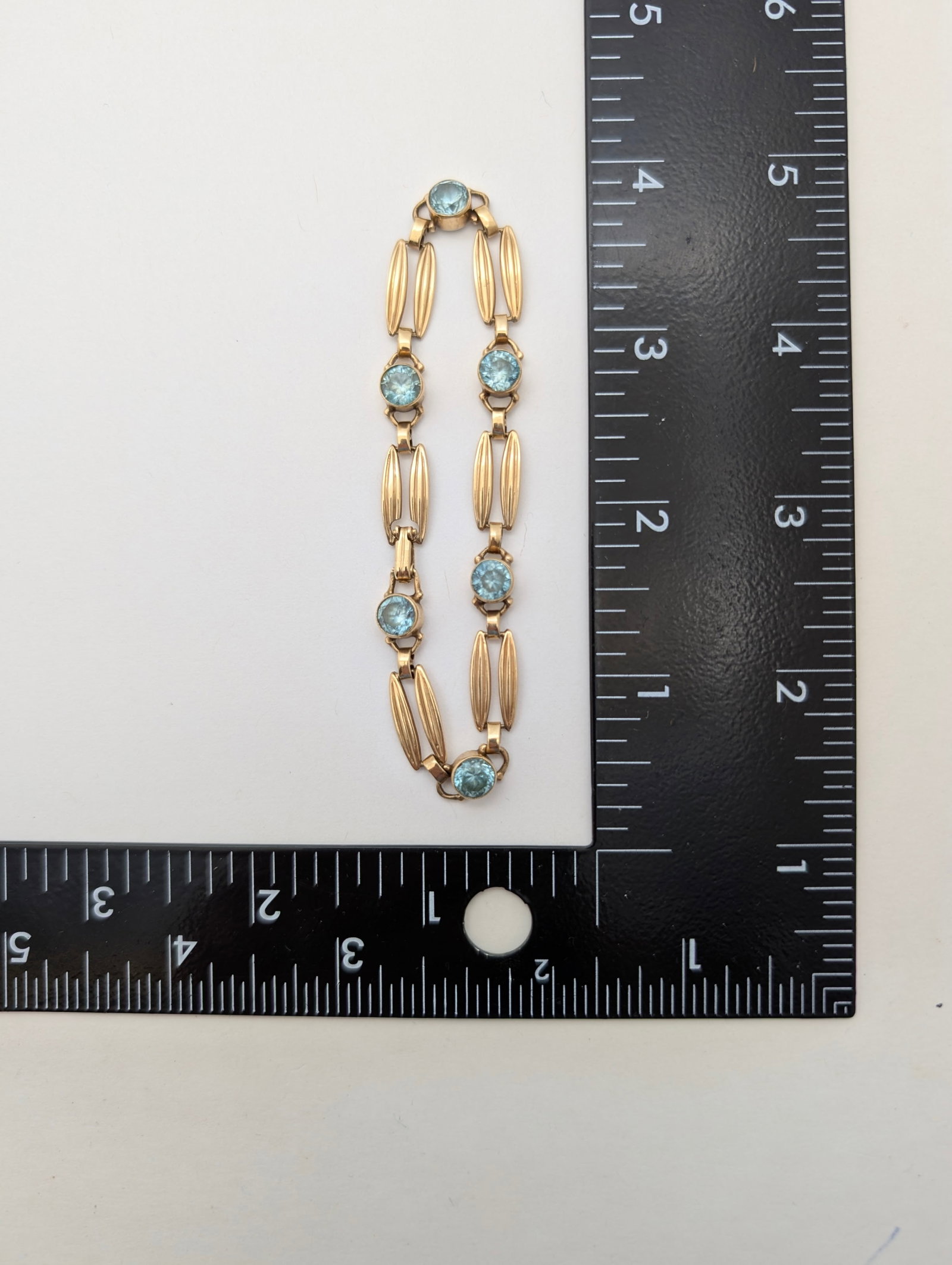 Vintage 10K Gold Light Blue Gem Ladies Bracelet - 9.34g - 5