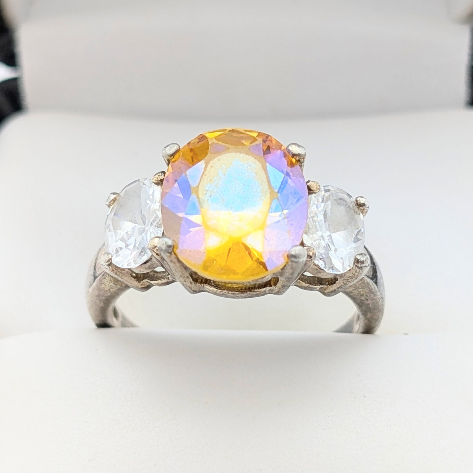 Sterling Silver Yellow & White Gem Ladies Ring - Stamped UTC: Size: 7.75 