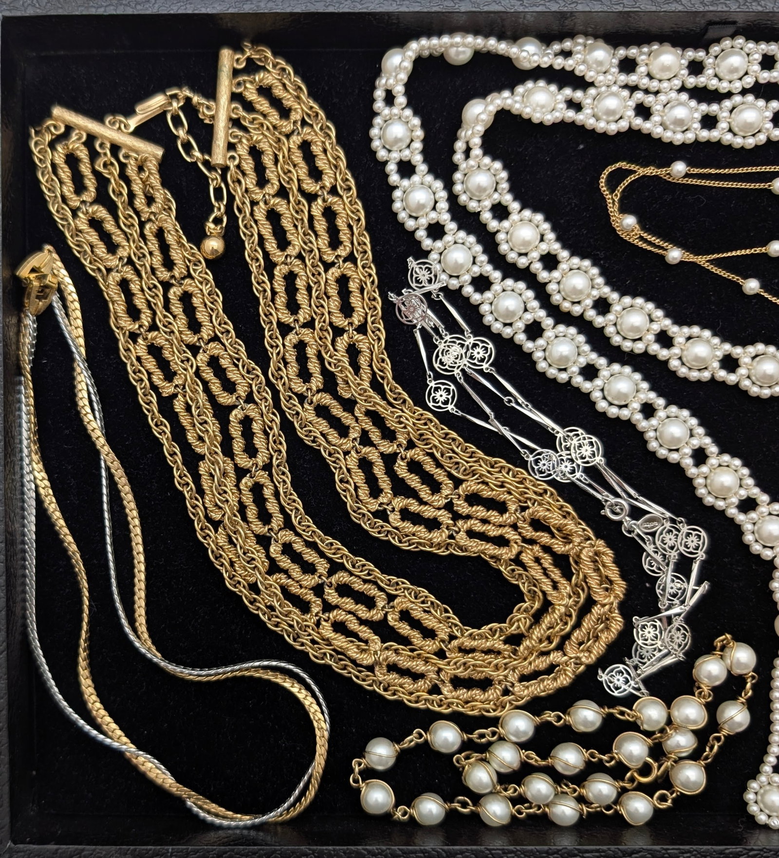 Large Lot of Ladies Costume Necklaces - Silver & Gold tones - 2