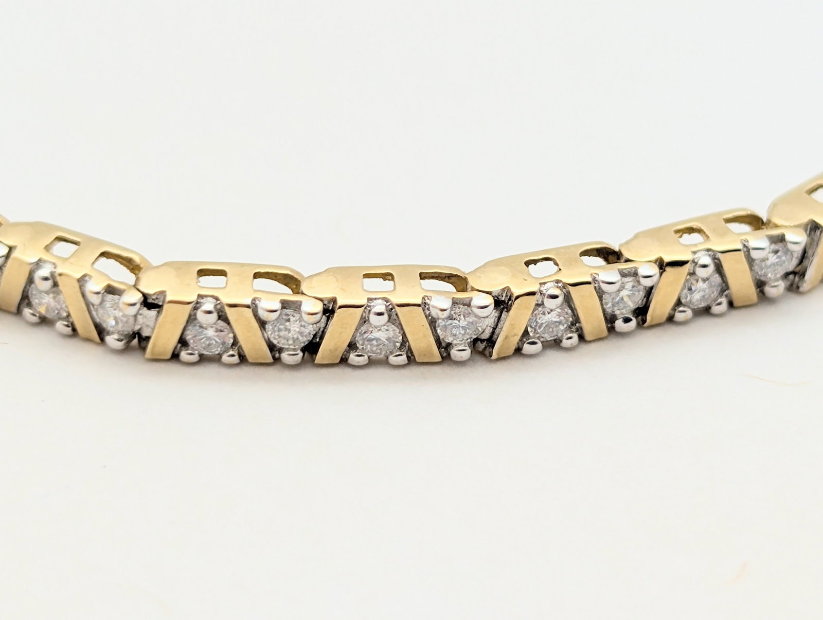 Helzberg Diamonds - 10K Gold Diamond Ladies Tennis Bracelet - 3