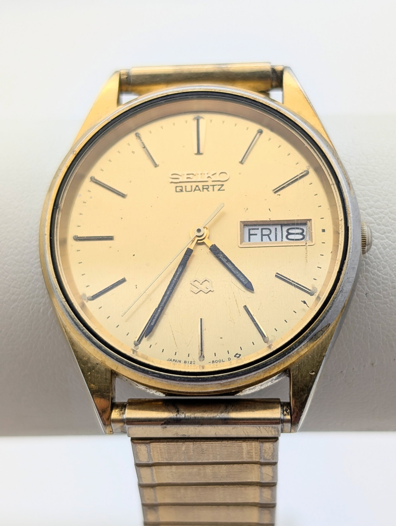 Vintage Seiko Day/Date Gold tone Quartz Watch - Runs! - 2