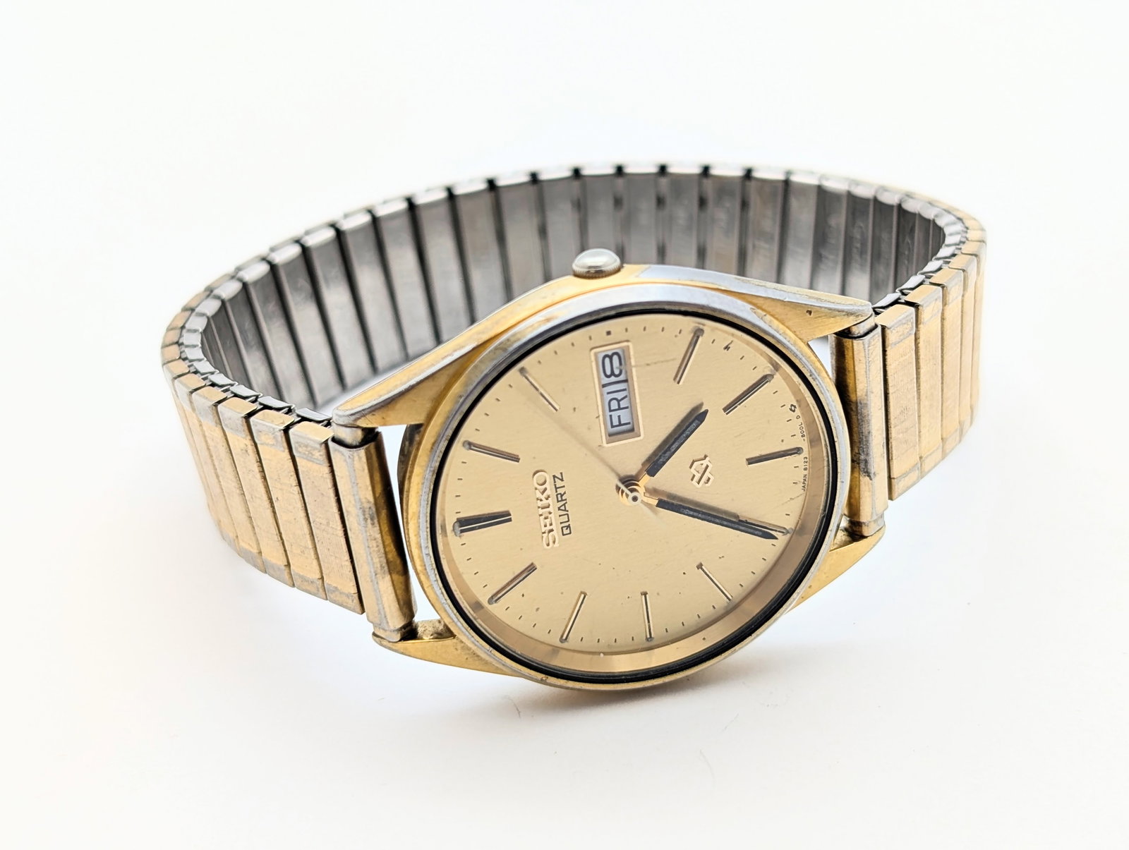 Vintage Seiko Day/Date Gold tone Quartz Watch - Runs! - 3