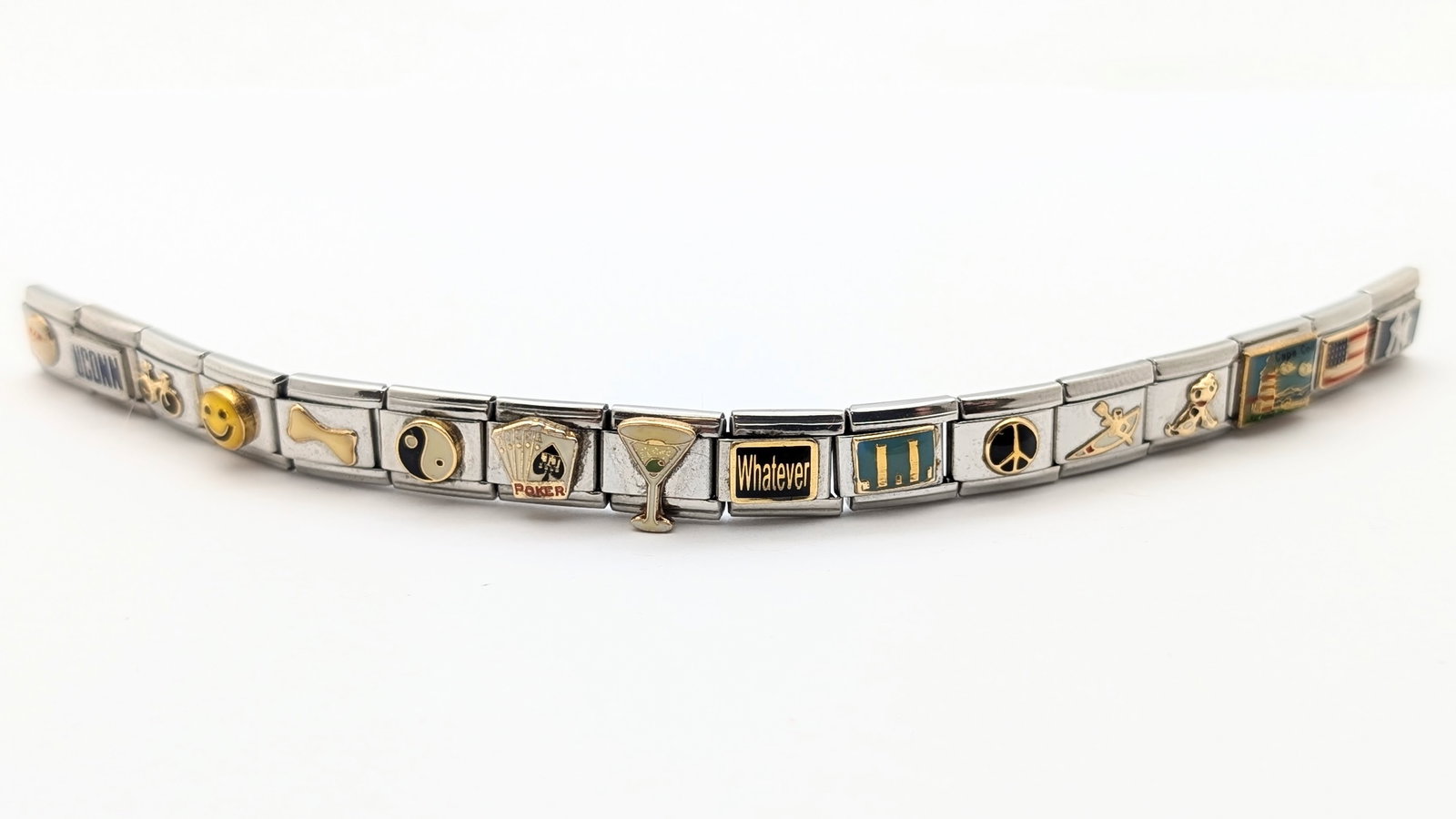 Italian Nominoro Personal Links Ladies Bracelet: Clasp is missing Length: 6.25in 
