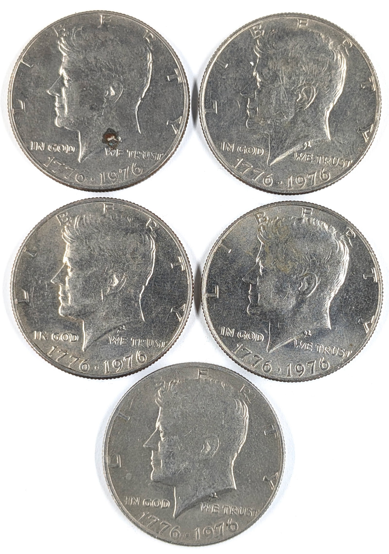 Lot of 5 Bicentennial 1976 John F Kennedy Half Dollars (1 of 2)