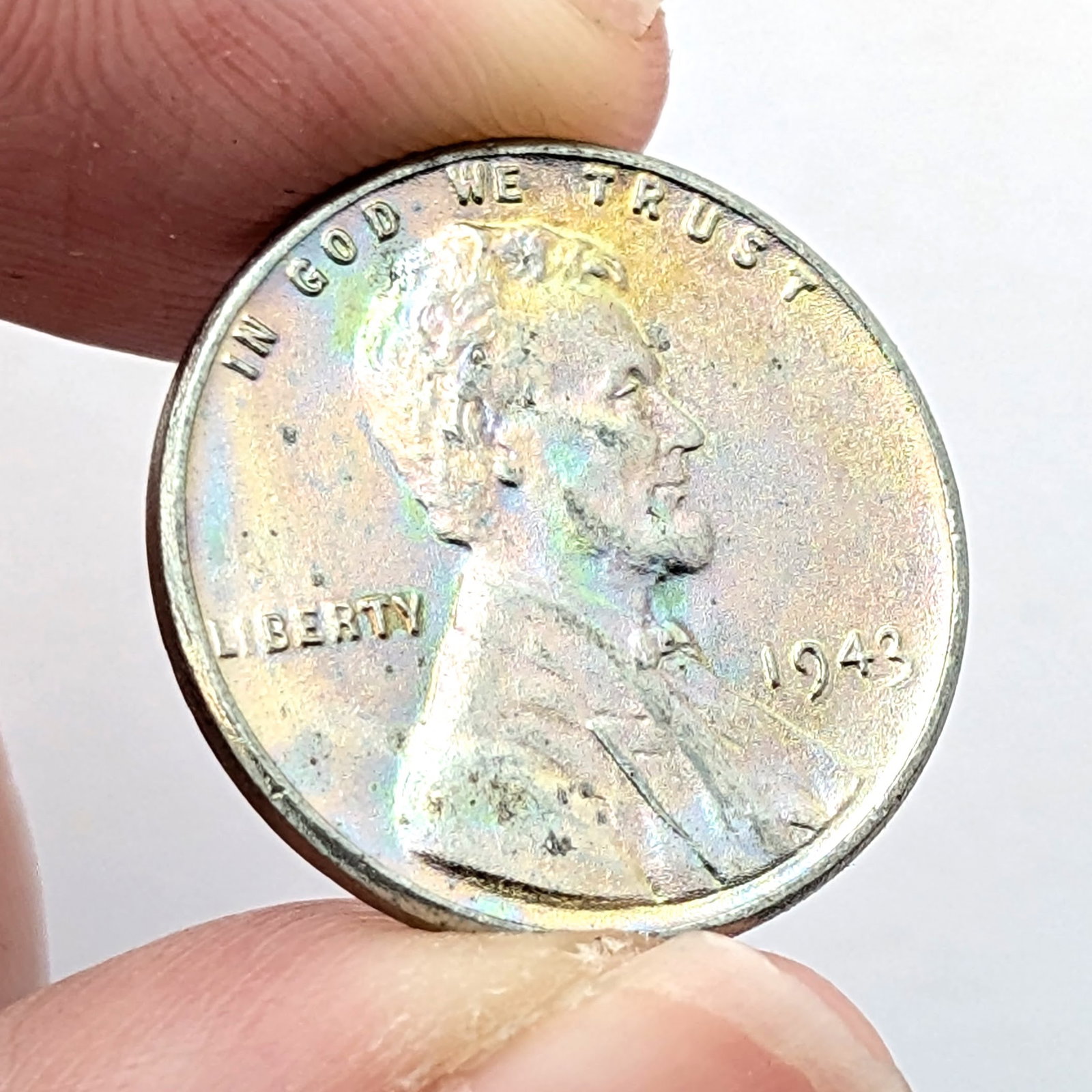 FEATURE 1943 Steel Lincoln Cent - Rainbow Toned, Uncirculated (1 of 3)