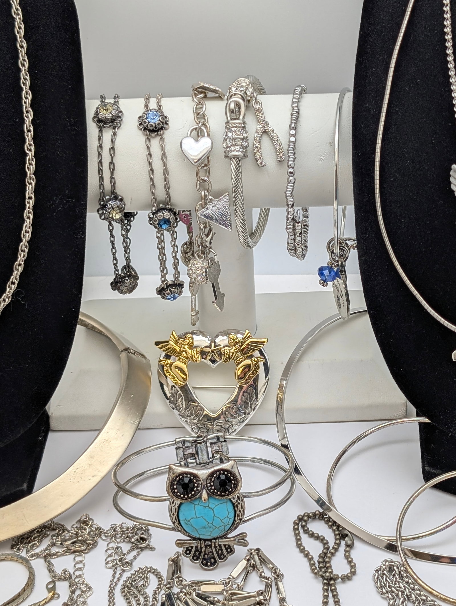 Large Lot of Silver tone Ladies Jewelry - Necklaces, Bracelets, Earrings, etc. - 2